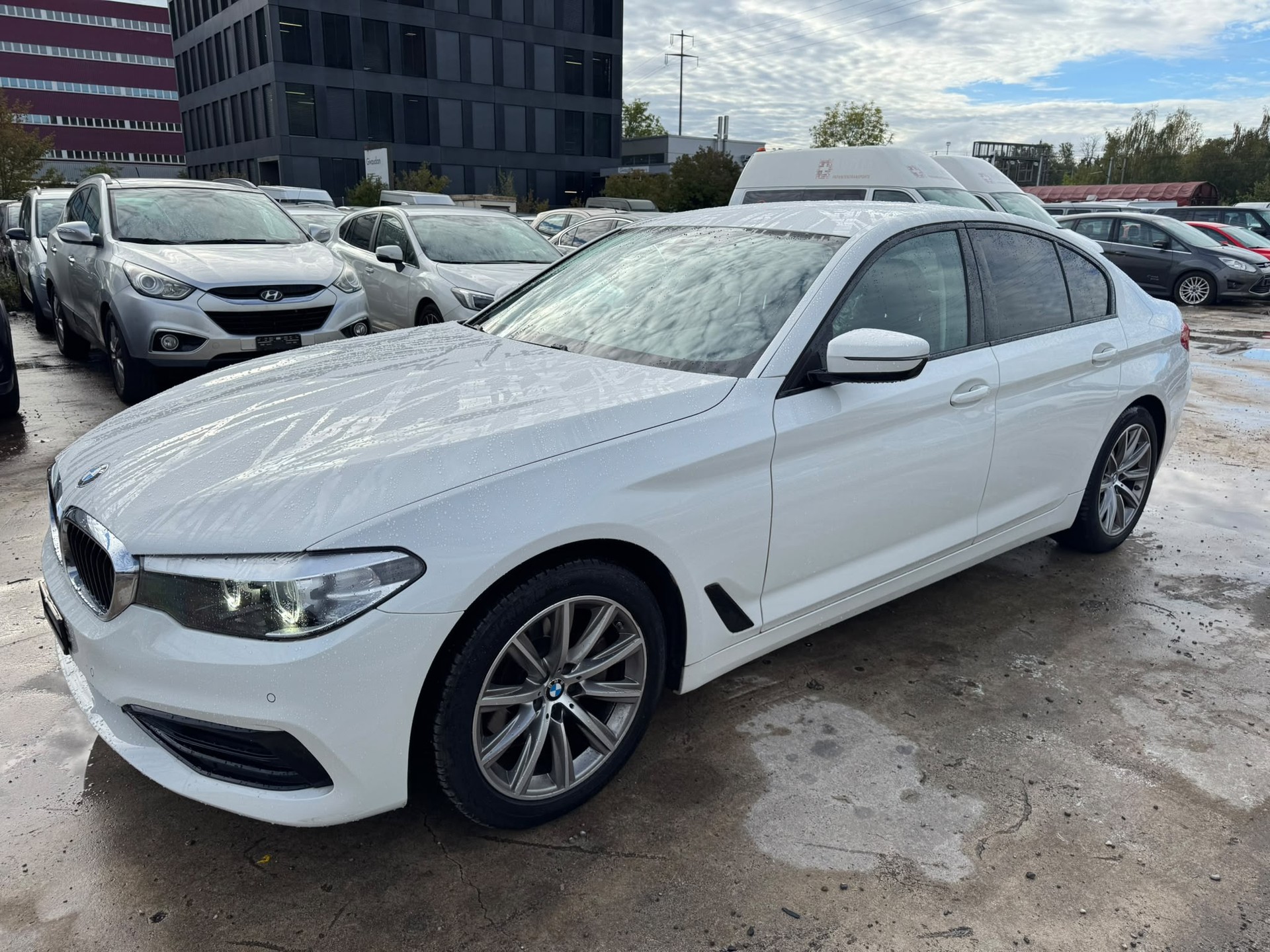 BMW 520i Sport Line Steptronic-image-2
