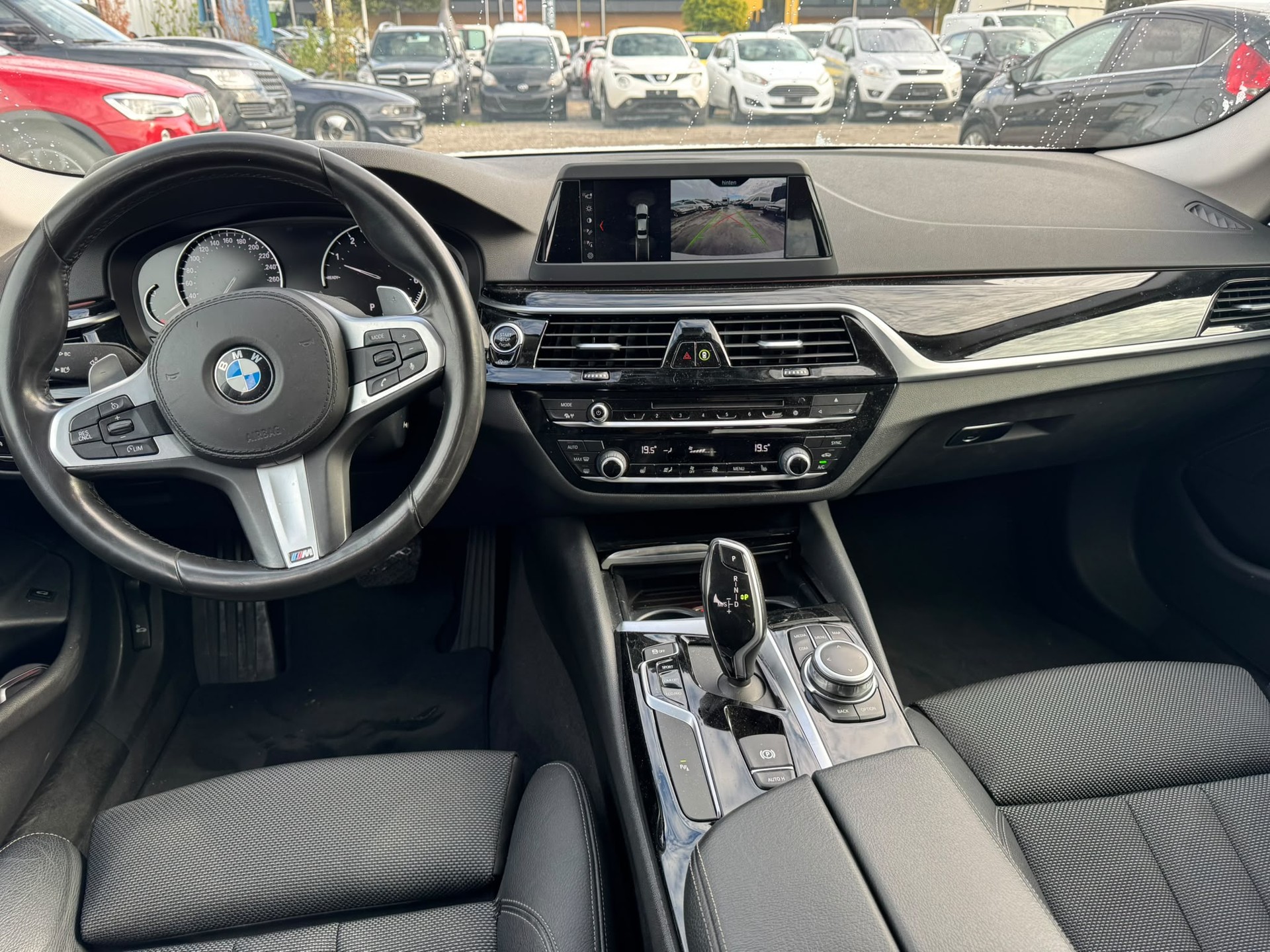 BMW 520i Sport Line Steptronic-image-6