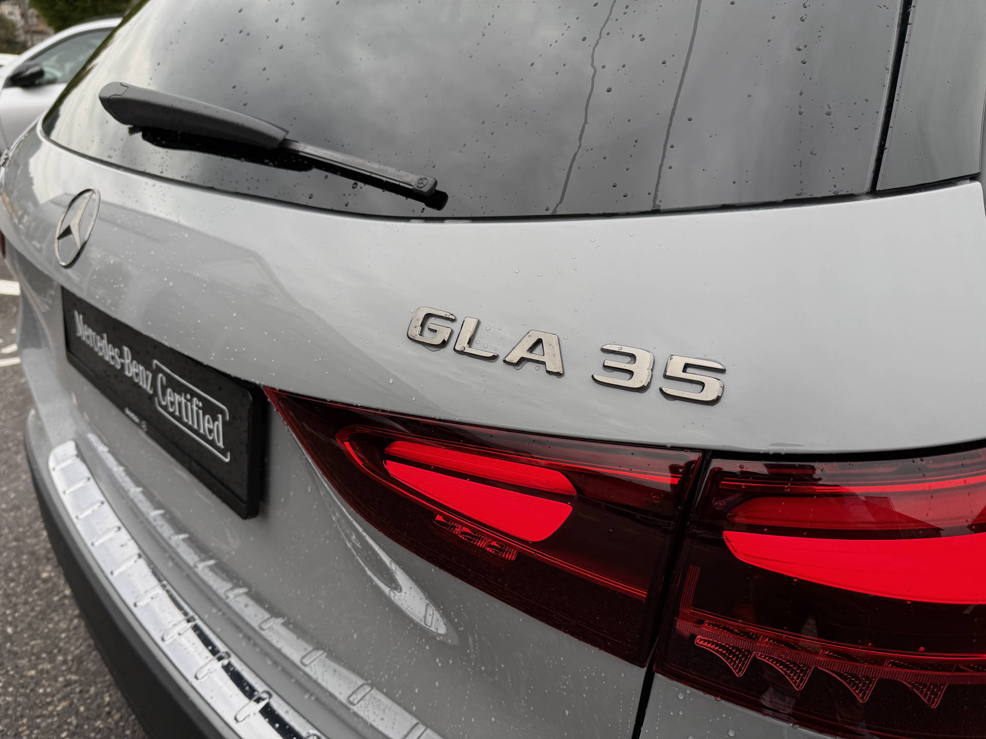 MERCEDES-BENZ GLA 35 AMG 4matic-image-17
