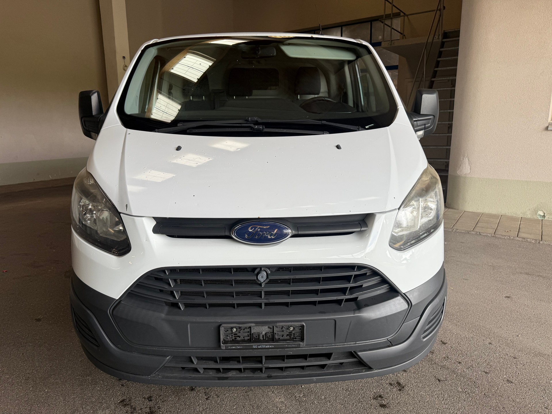 FORD Transit Custom Van 250 L1H1 Startup-image-1