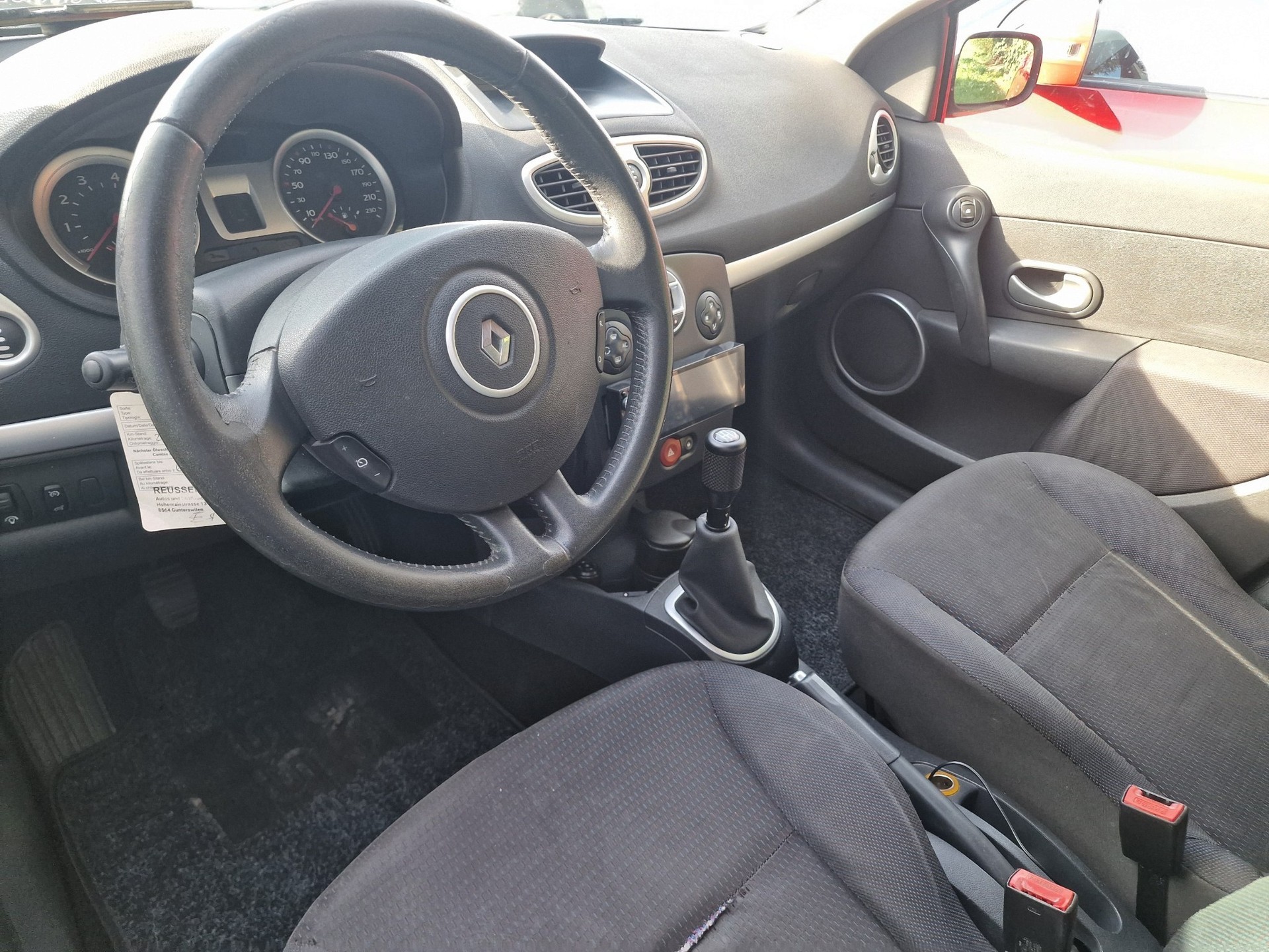 RENAULT Clio 1.2 16V Turbo Dynamique 12Mt Gara NEU MFK-image-7