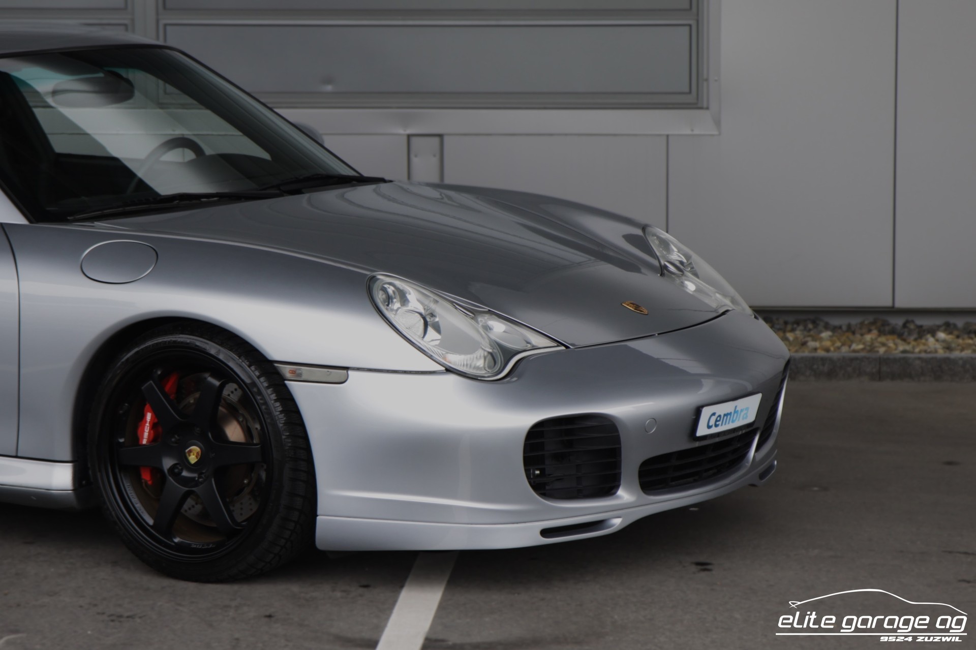 PORSCHE 911 Turbo-image-8