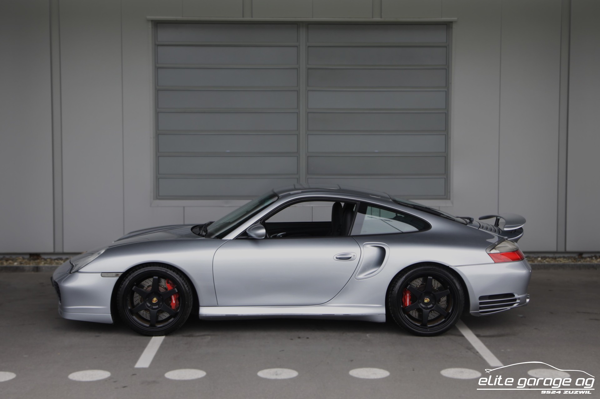 PORSCHE 911 Turbo-image-1