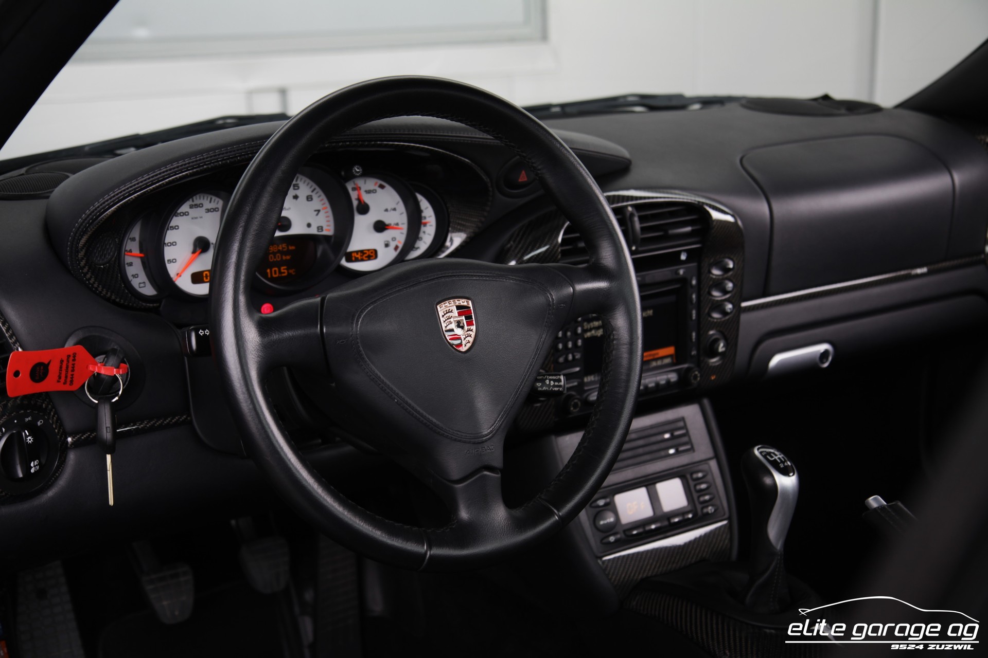 PORSCHE 911 Turbo-image-14