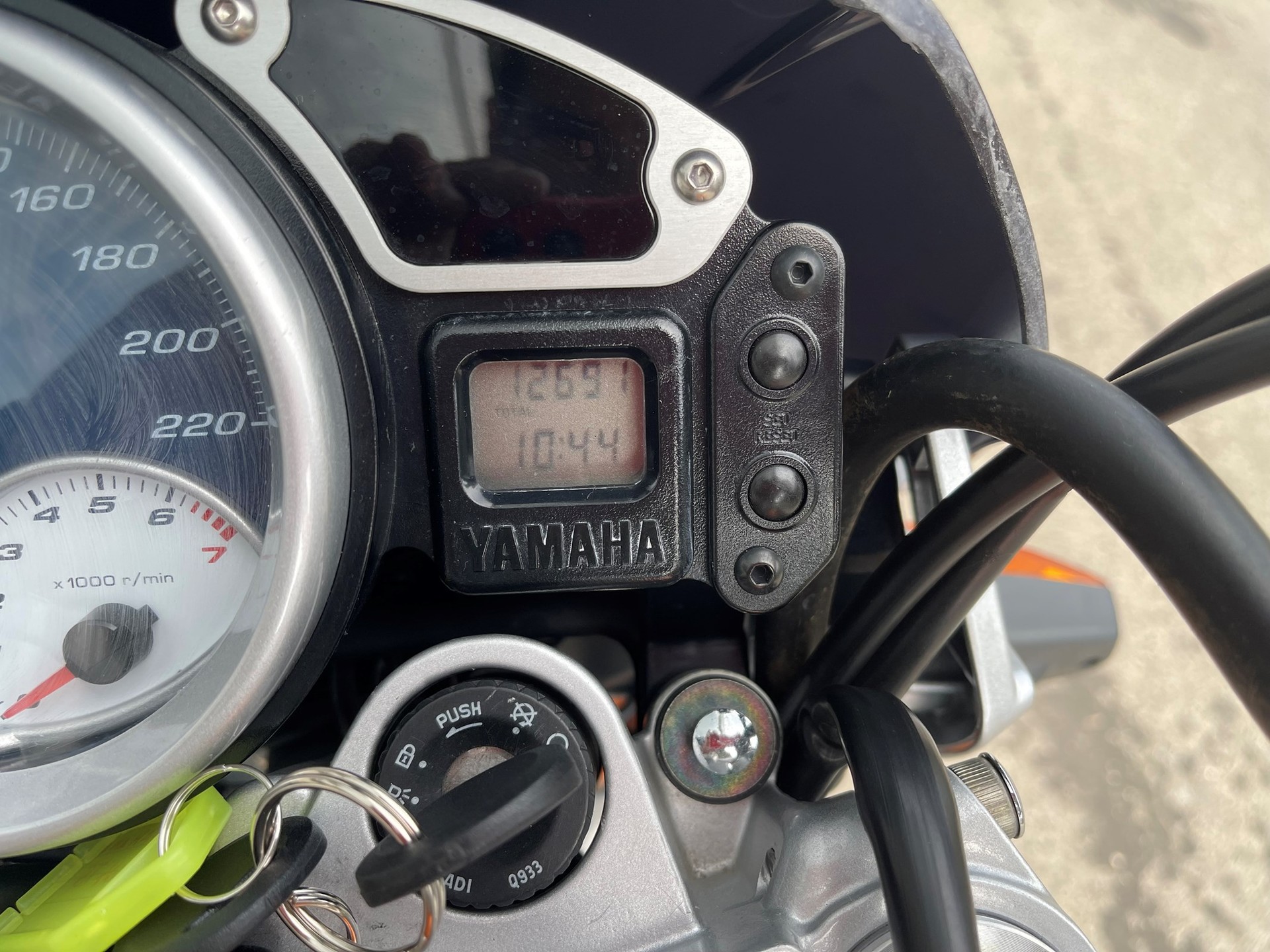 YAMAHA BT 1100 Bulldog-image-6