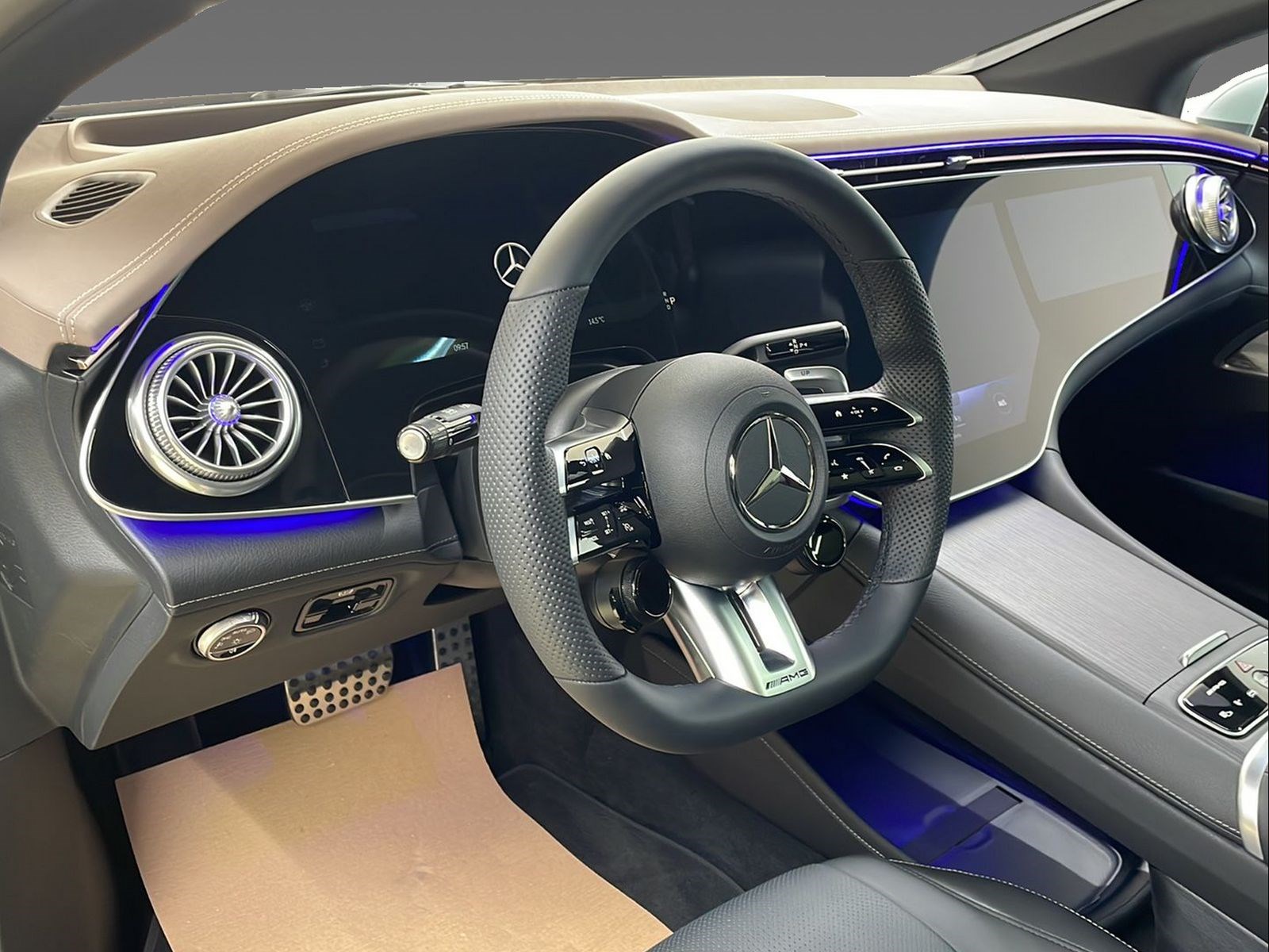 MERCEDES-BENZ EQE 43 4Matic-image-6