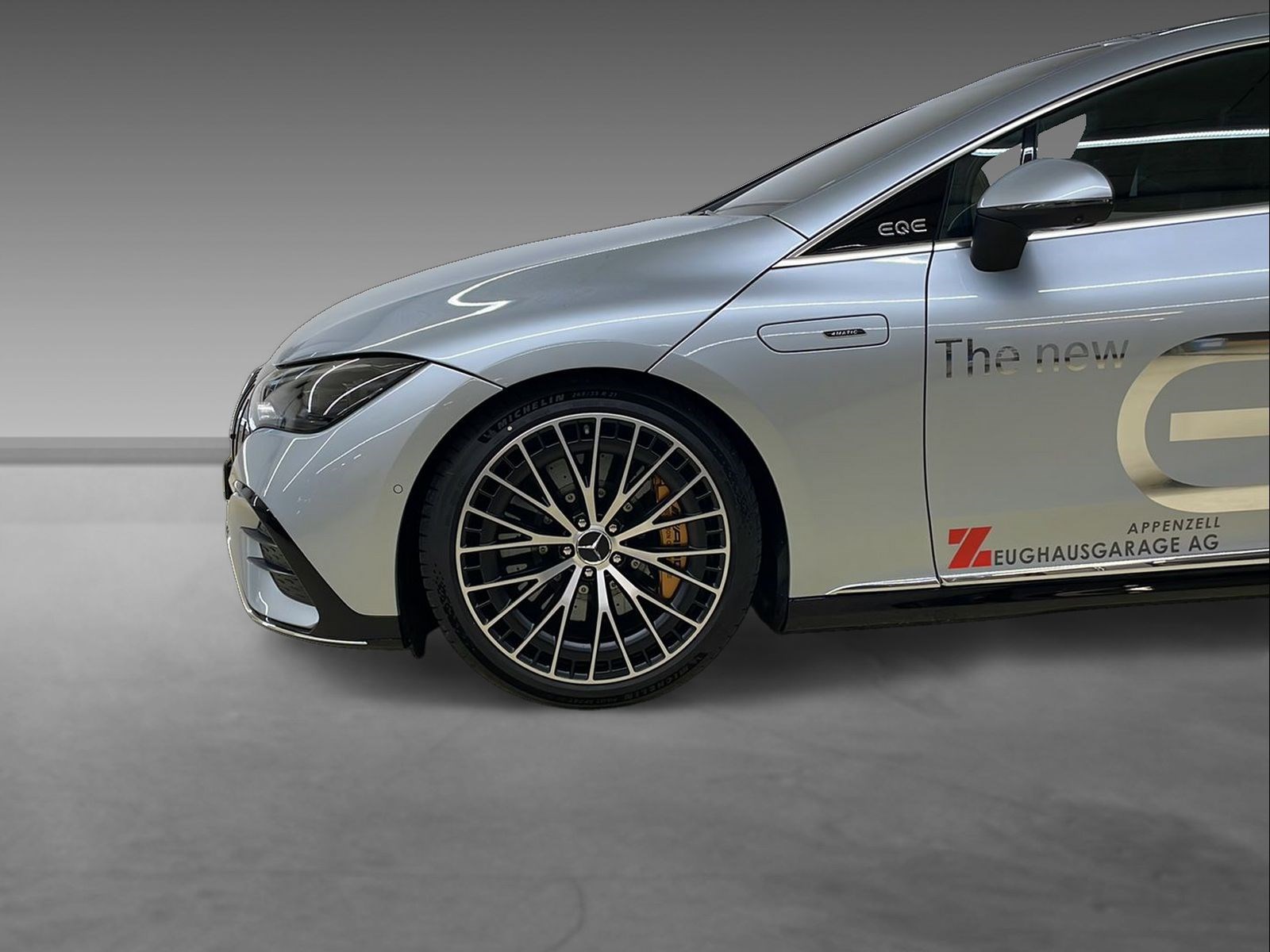 MERCEDES-BENZ EQE 43 4Matic-image-10