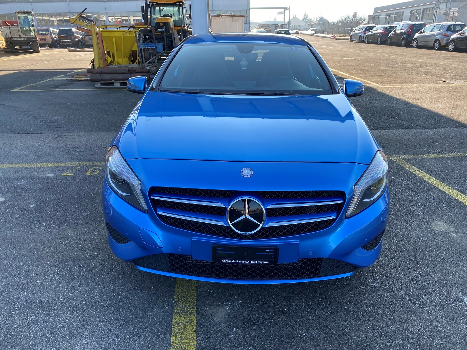 MERCEDES-BENZ A 180 AMG Line-image-3