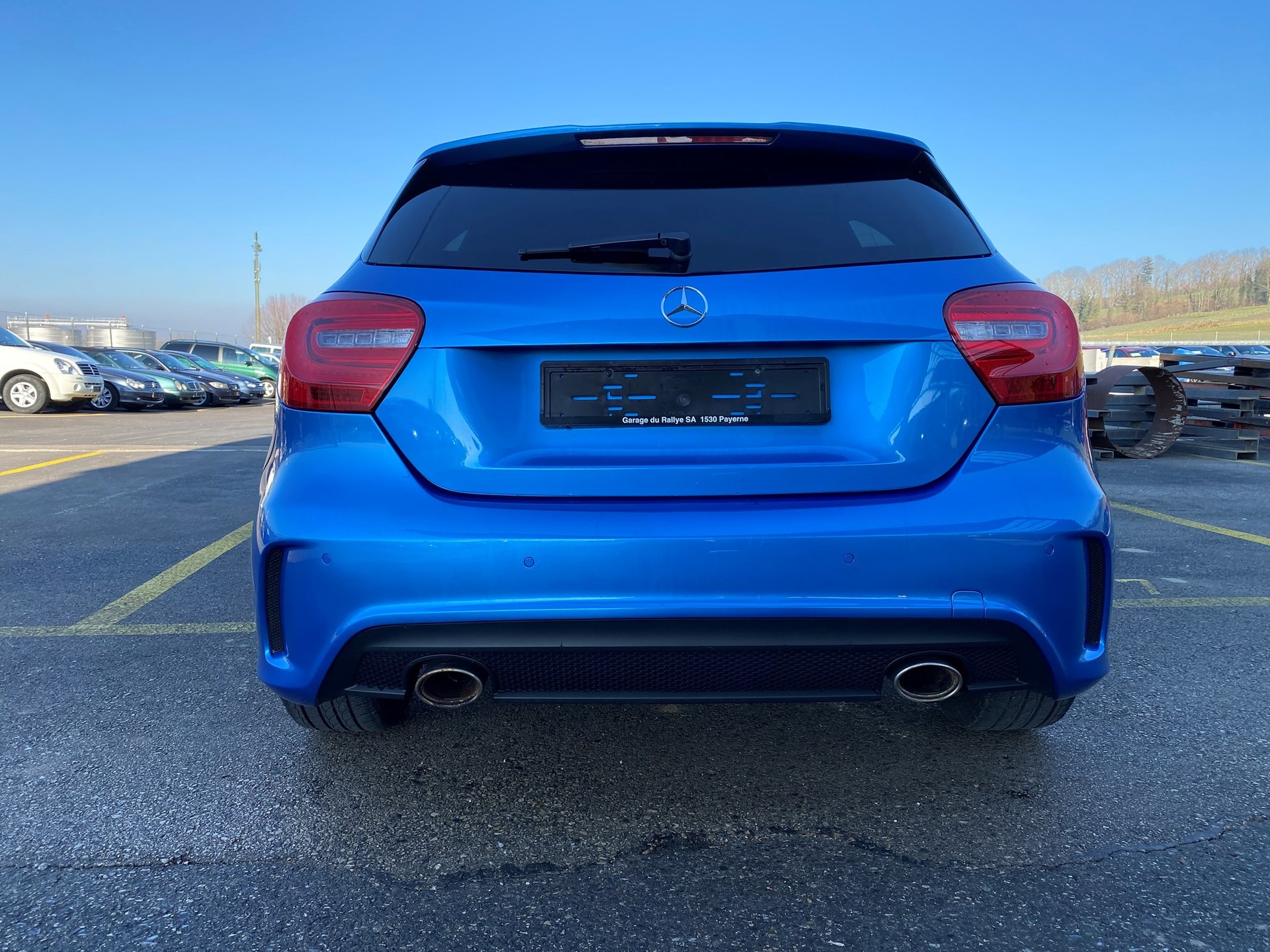 MERCEDES-BENZ A 180 AMG Line-image-8