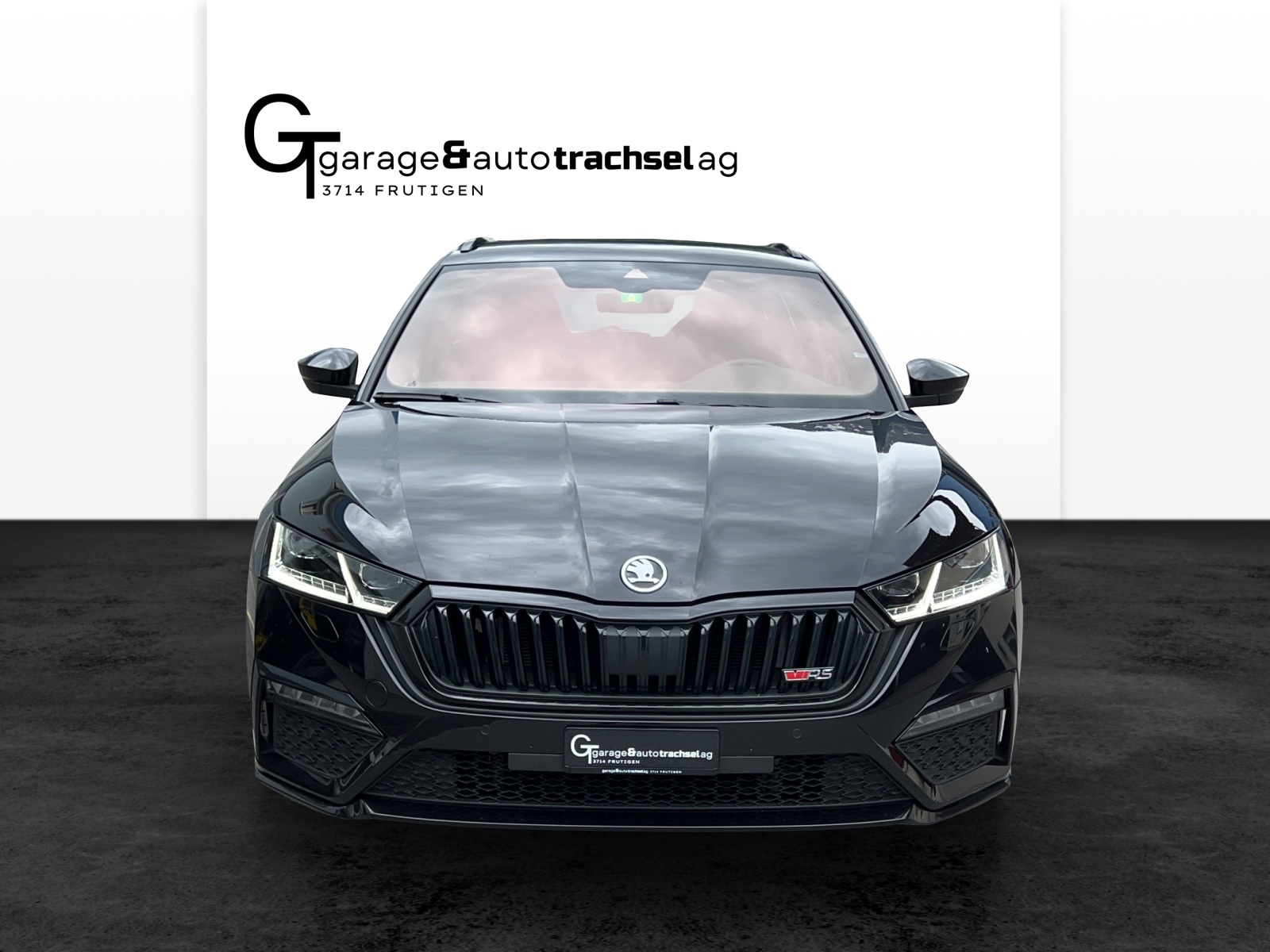 SKODA Octavia Combi 1.4 TSI PHEV DSG RS-image-7