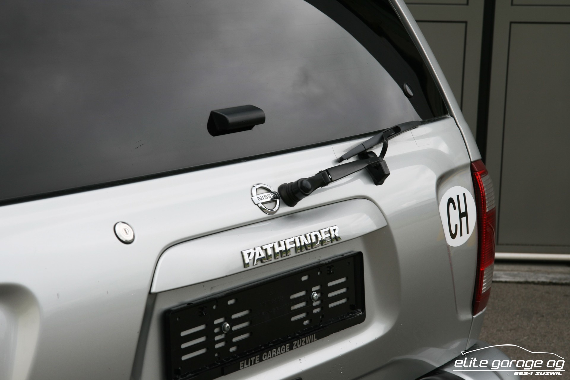 NISSAN Pathfinder 3.5 Executive Limited Edition V6-image-9