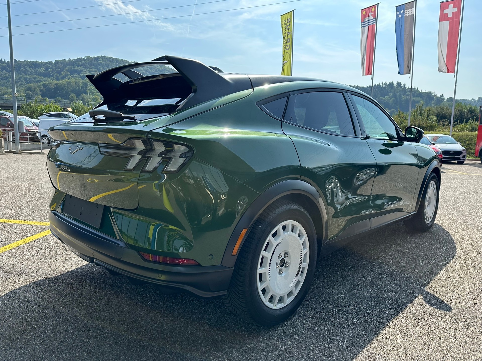 FORD Mustang MACH-E GT Rally AWD 91 kWh-image-5