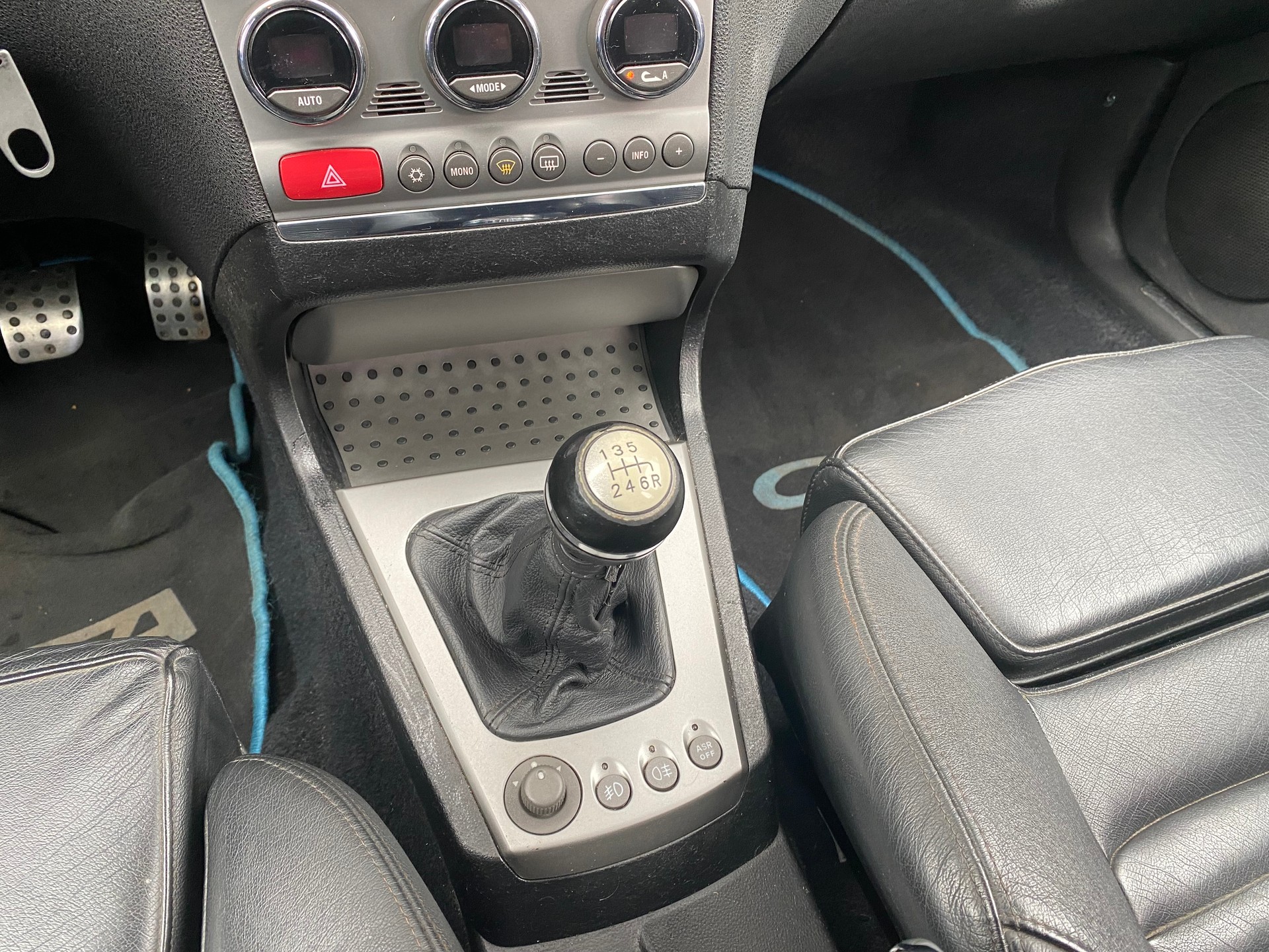 ALFA ROMEO 156 Sportwagon 3.2 V6 GTA-image-15