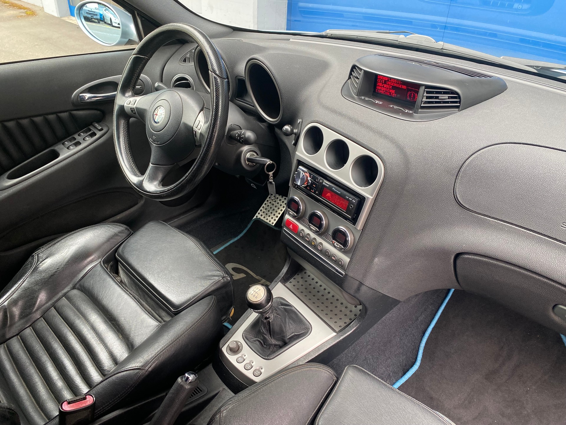 ALFA ROMEO 156 Sportwagon 3.2 V6 GTA-image-13