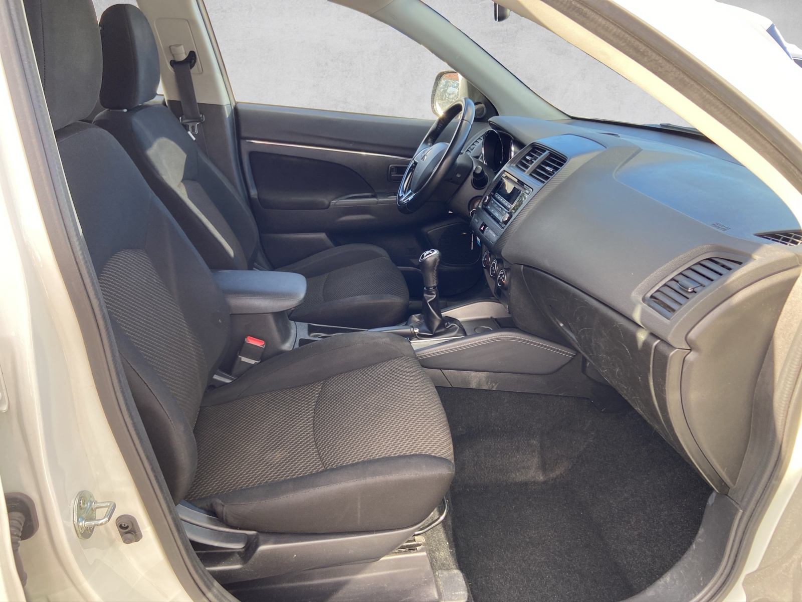 MITSUBISHI ASX 1.6 Pure 2WD-image-9