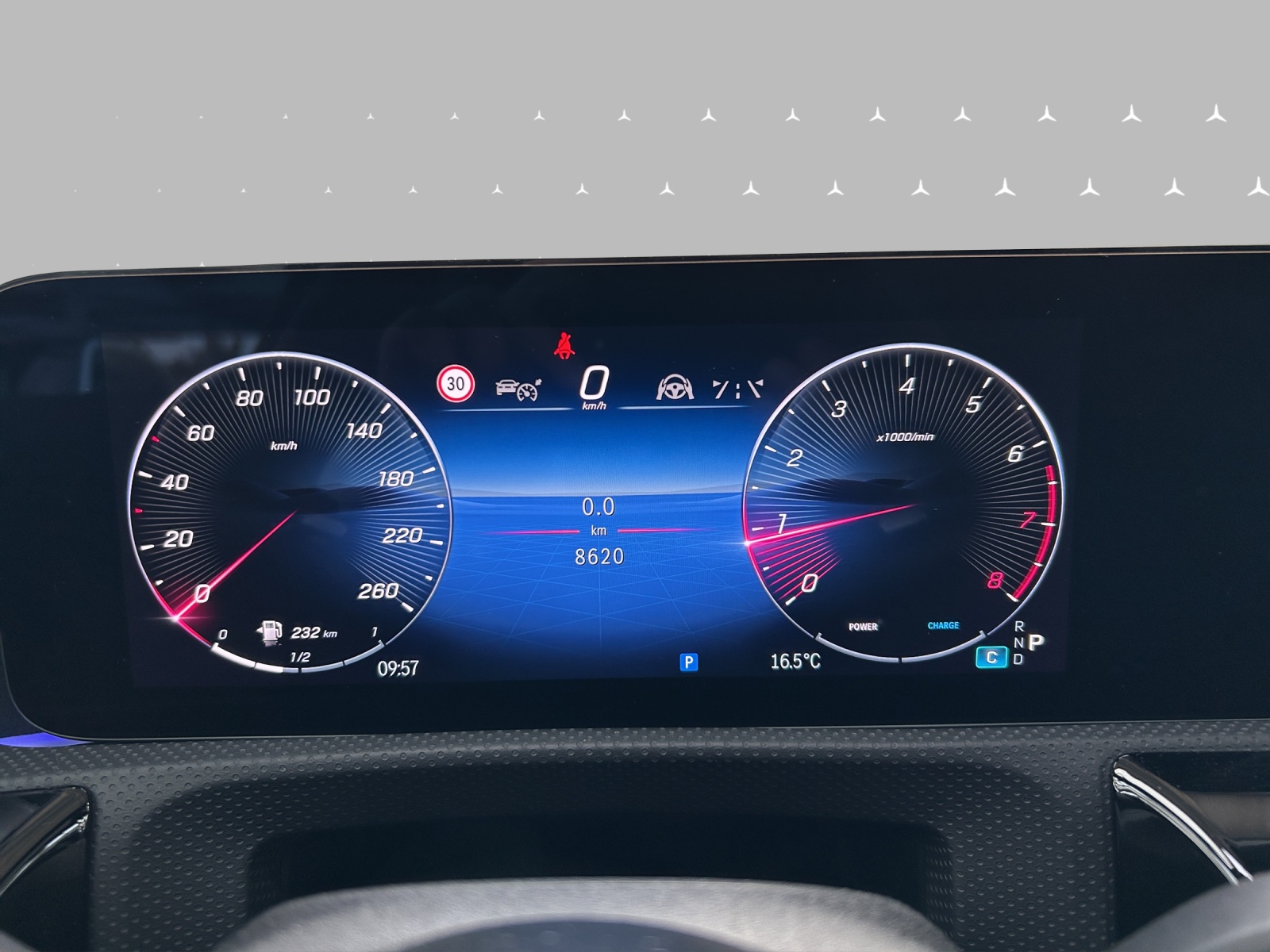 MERCEDES-BENZ A 220 4Matic 8G-DCT-image-12