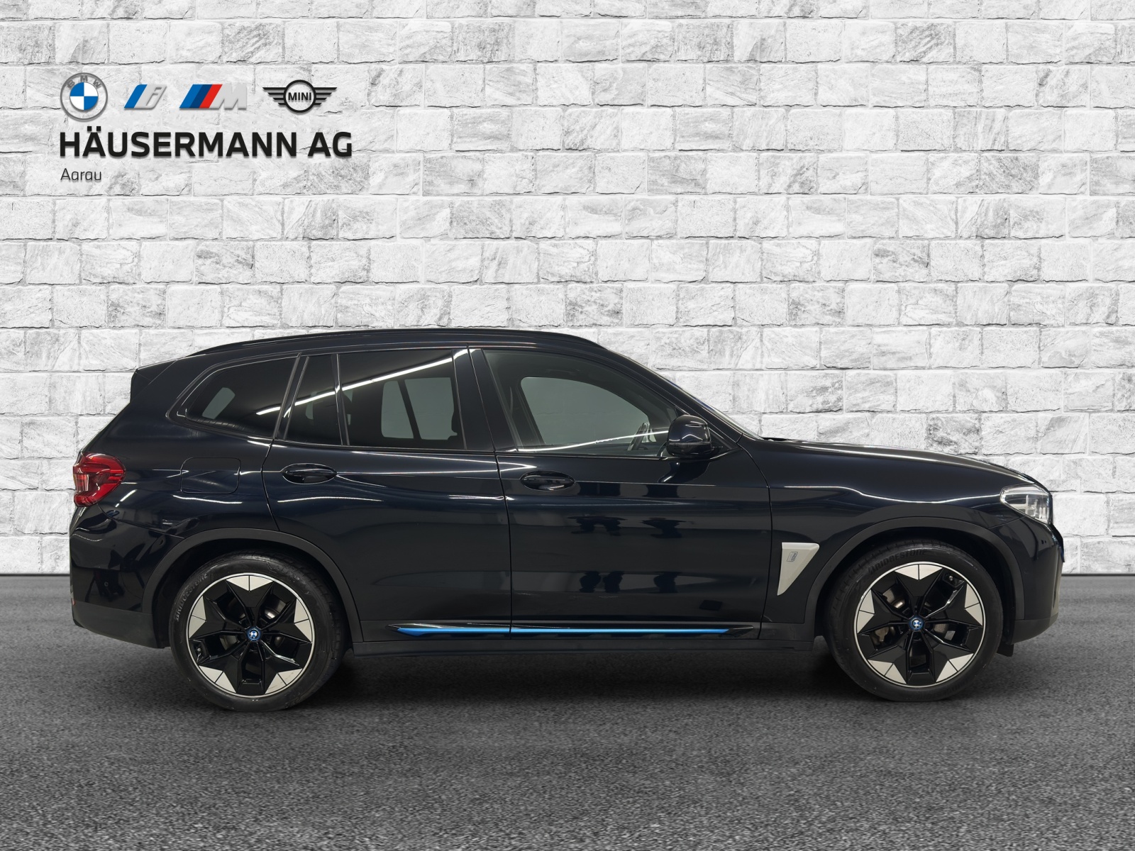 BMW iX3 Impressive-image-3