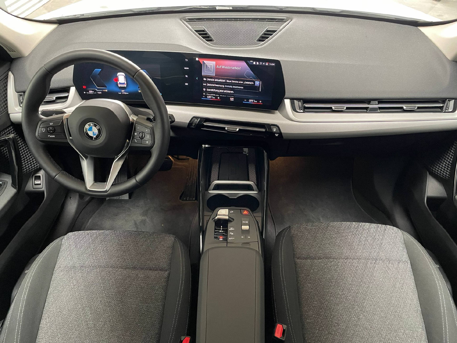 BMW X1 20d xDrive CH-Fahrzeug-image-6