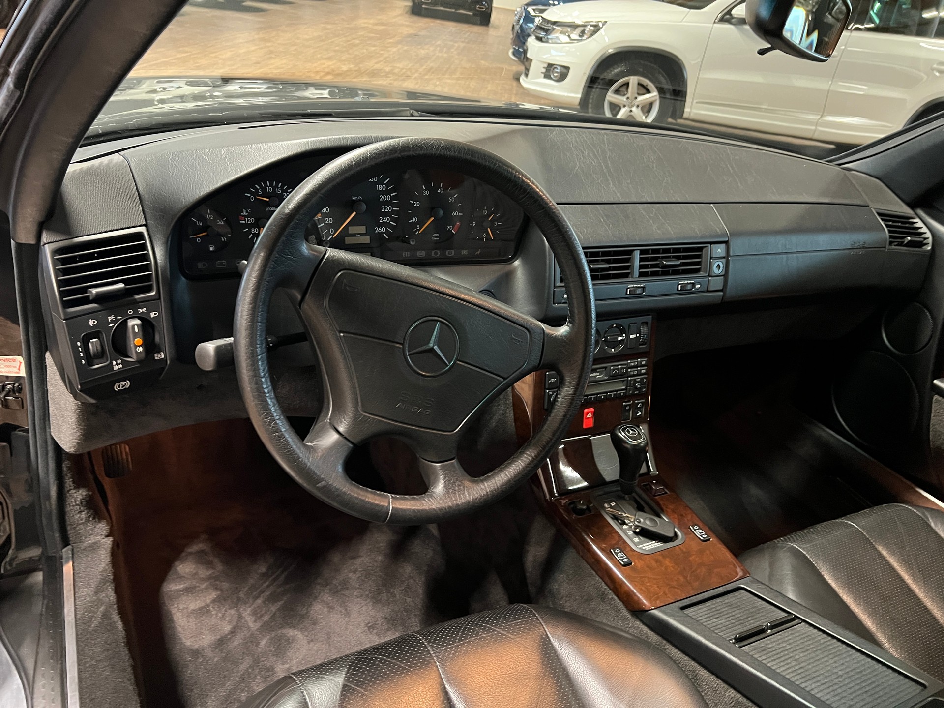 MERCEDES-BENZ SL 280-image-9