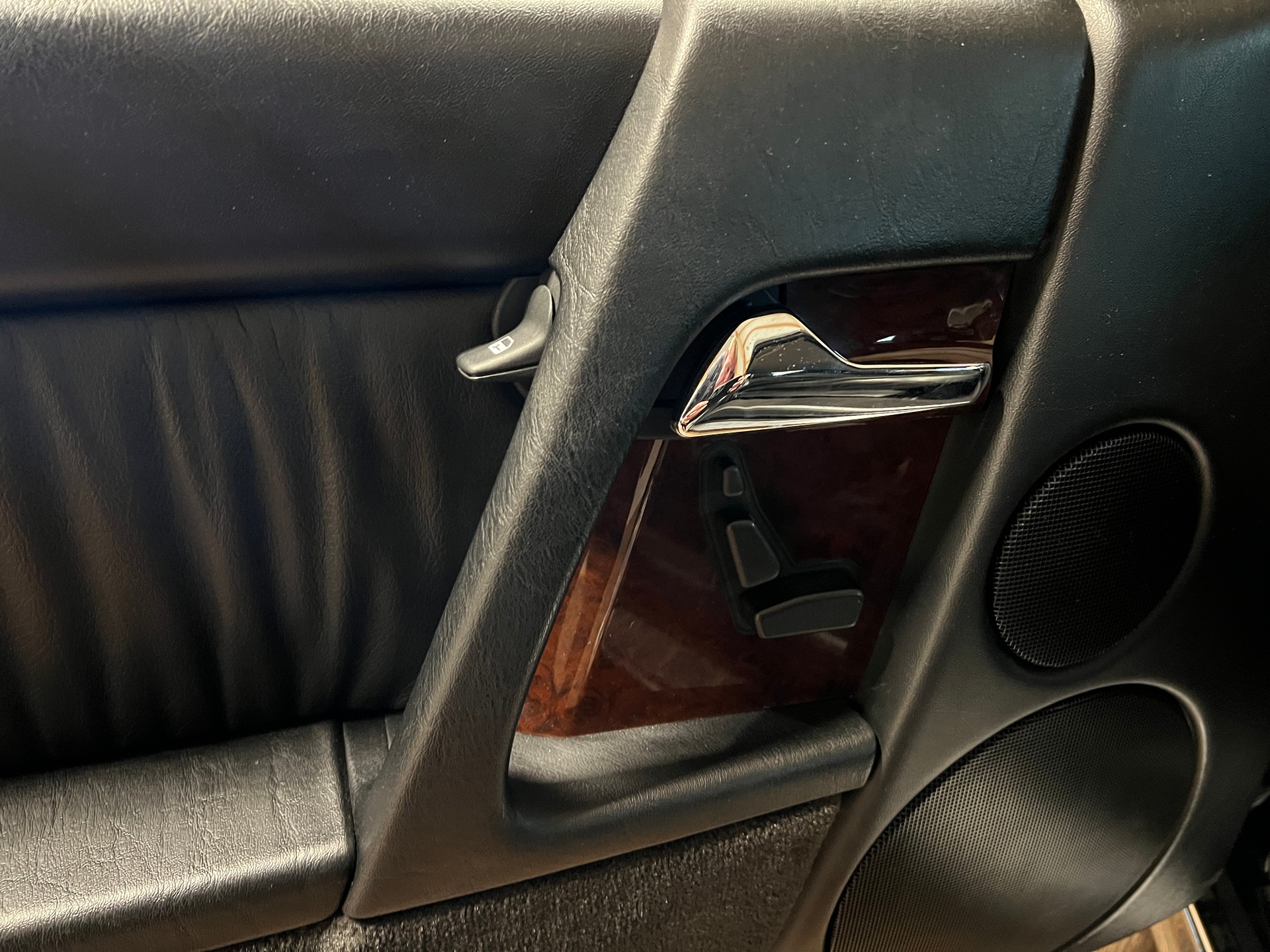 MERCEDES-BENZ SL 280-image-10