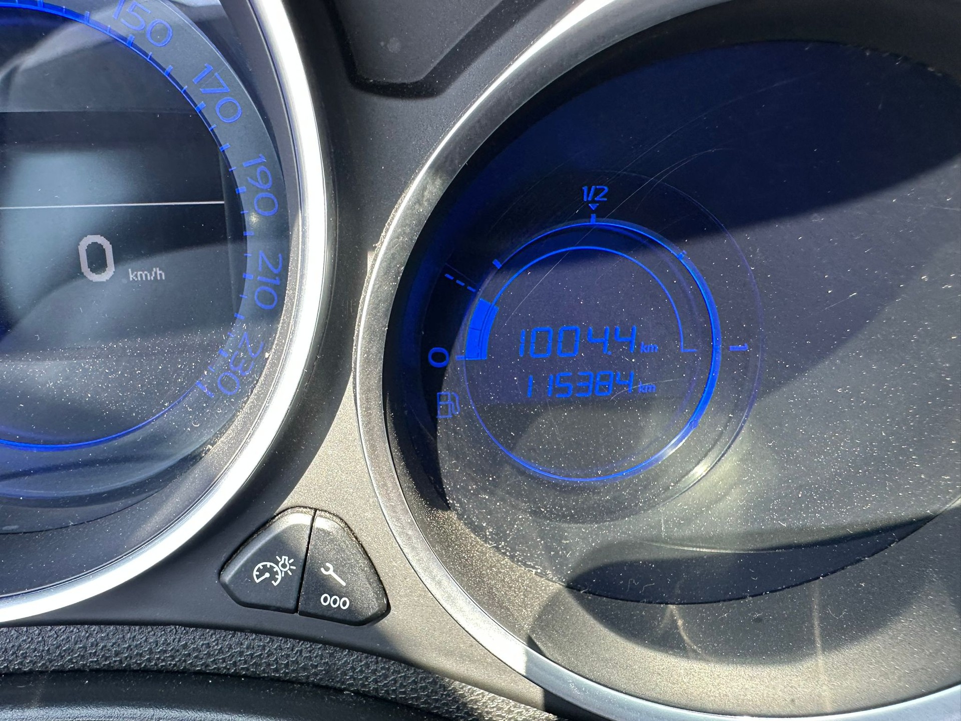 DS AUTOMOBILES DS 4 1.6 BlueHDi Performance Line Automatic-image-2