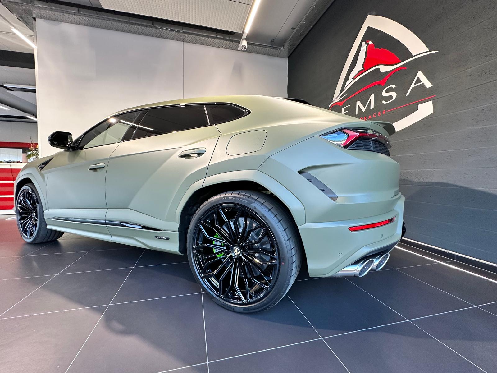 LAMBORGHINI URUS SE-image-4