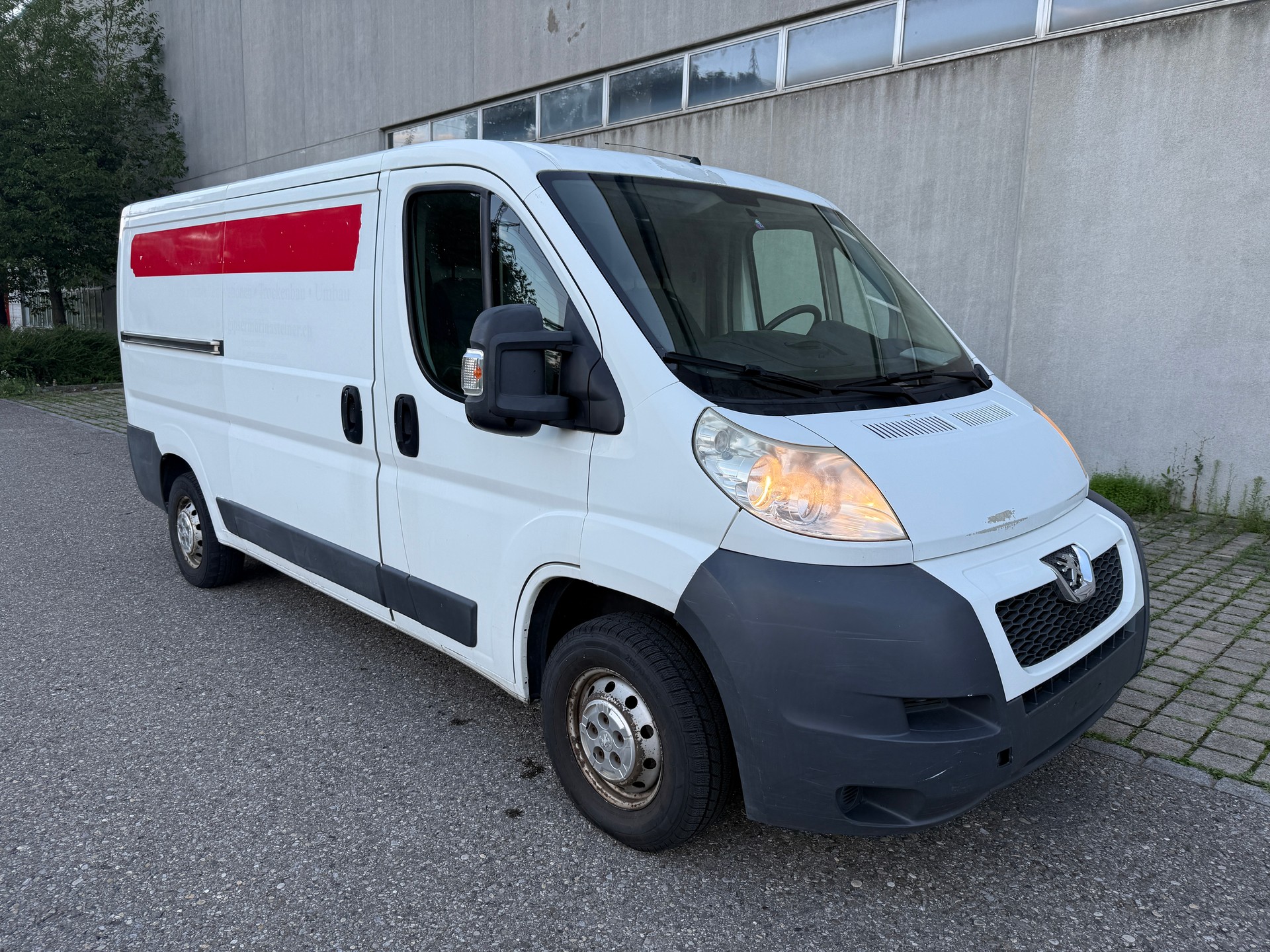 PEUGEOT Boxer 2.2 HDI 333 L1H2-image-2