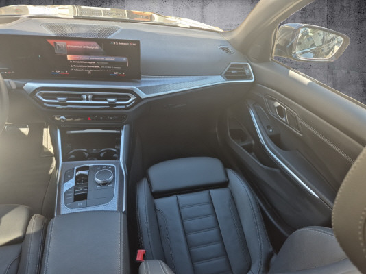 BMW 330d xDr 48V M Sport Pro-image-5
