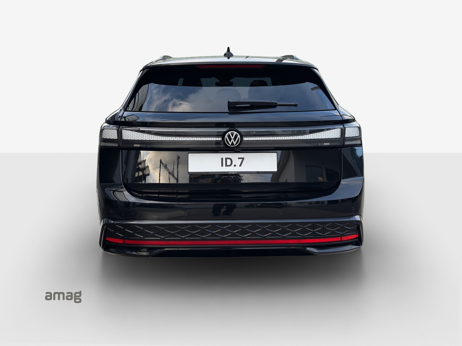 VW ID.7 Tourer GTX 86 kWh GTX 4 Motion-image-3