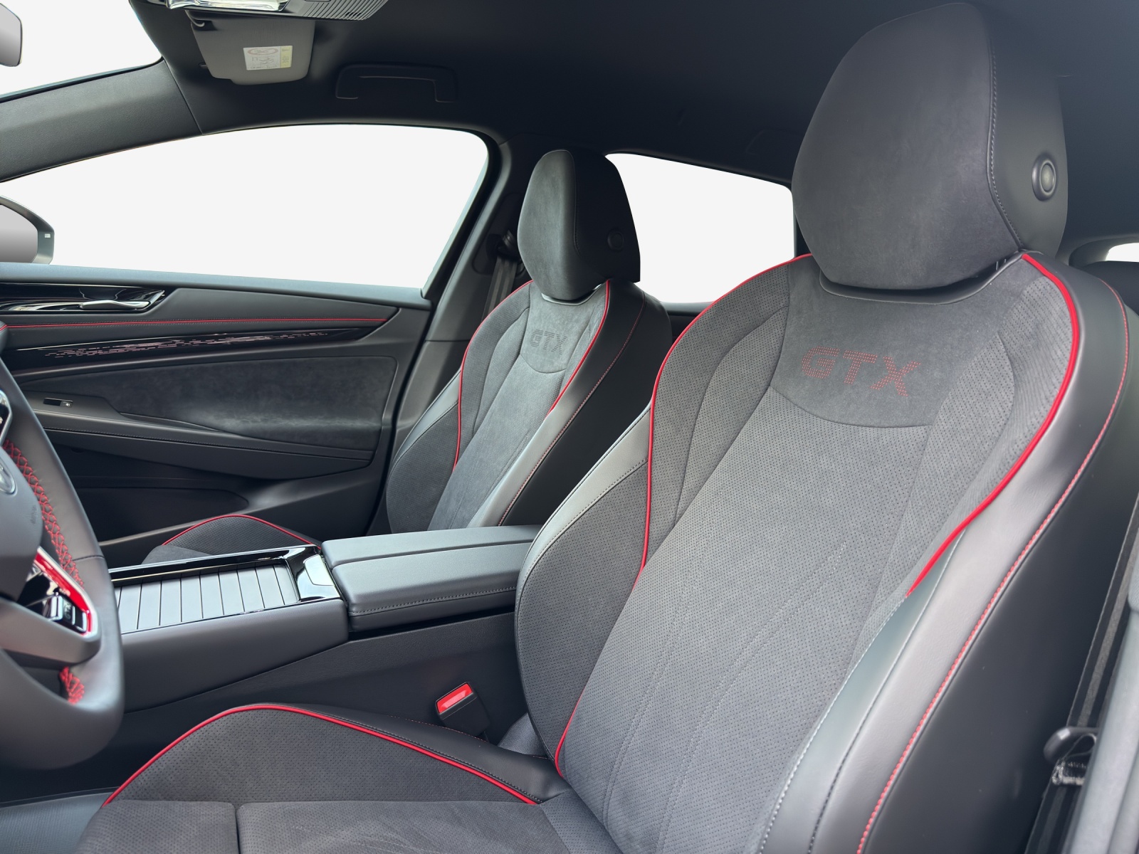 VW ID.7 Tourer GTX 86 kWh GTX 4 Motion-image-7