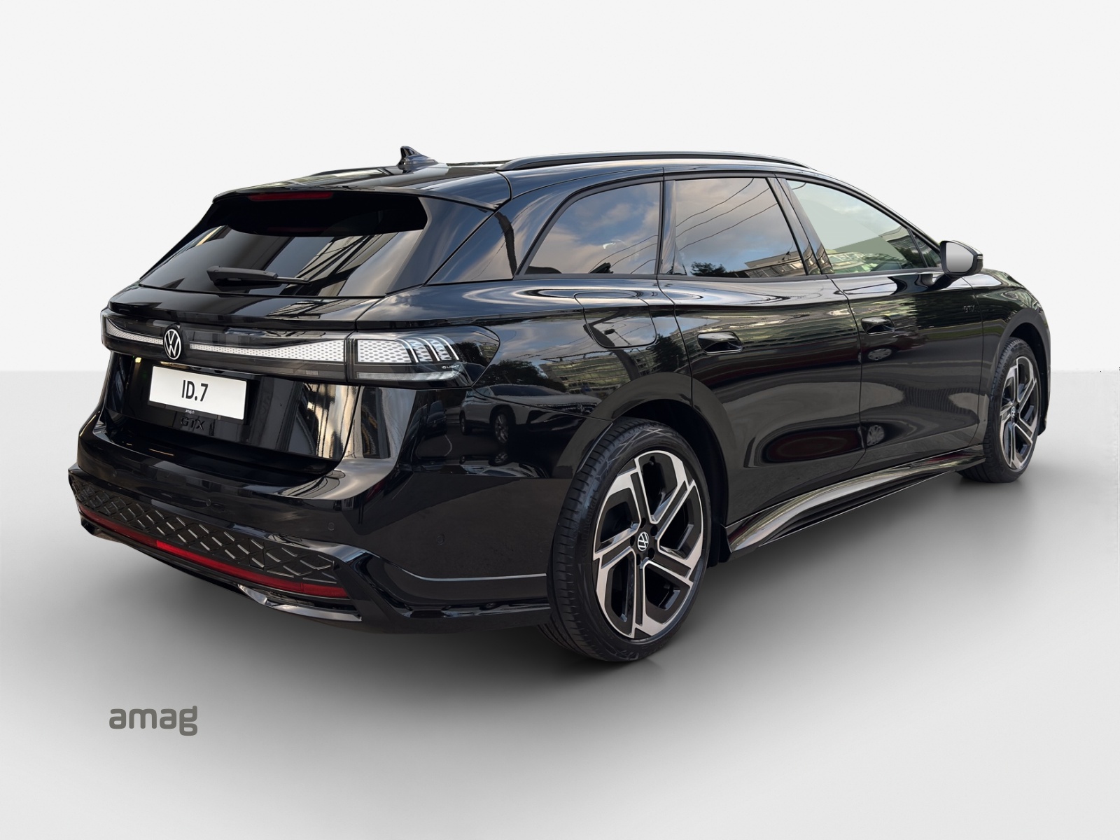 VW ID.7 Tourer GTX 86 kWh GTX 4 Motion-image-4