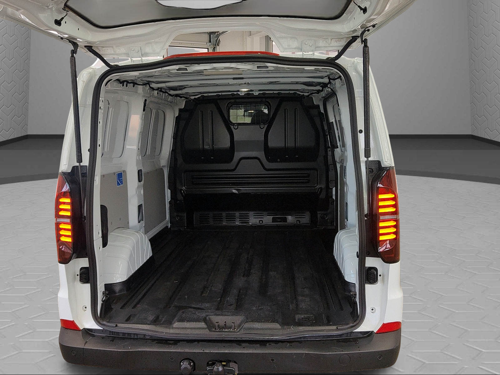 VW Transporter 2.0 TDI Automat-image-9