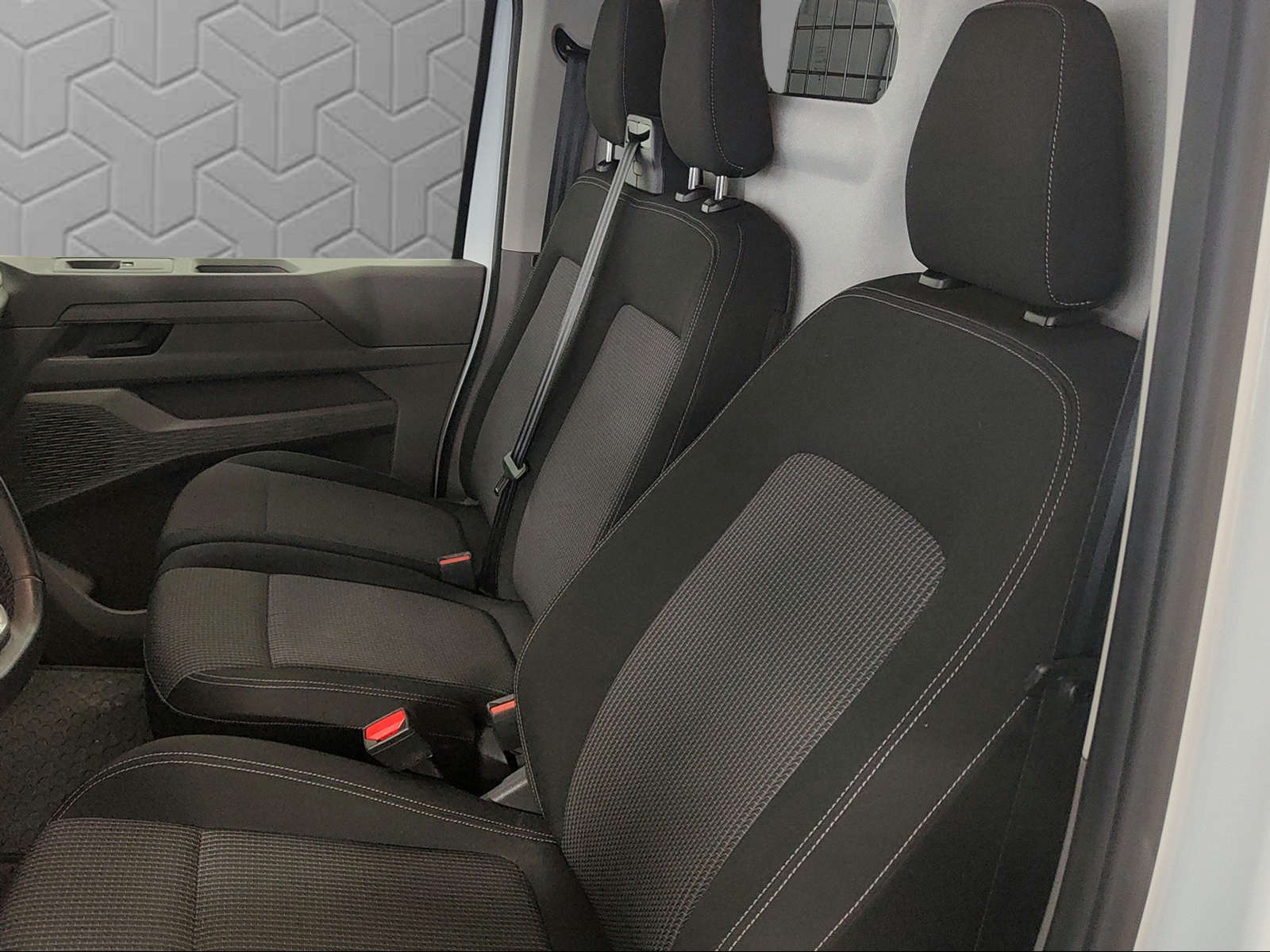 VW Transporter 2.0 TDI Automat-image-10
