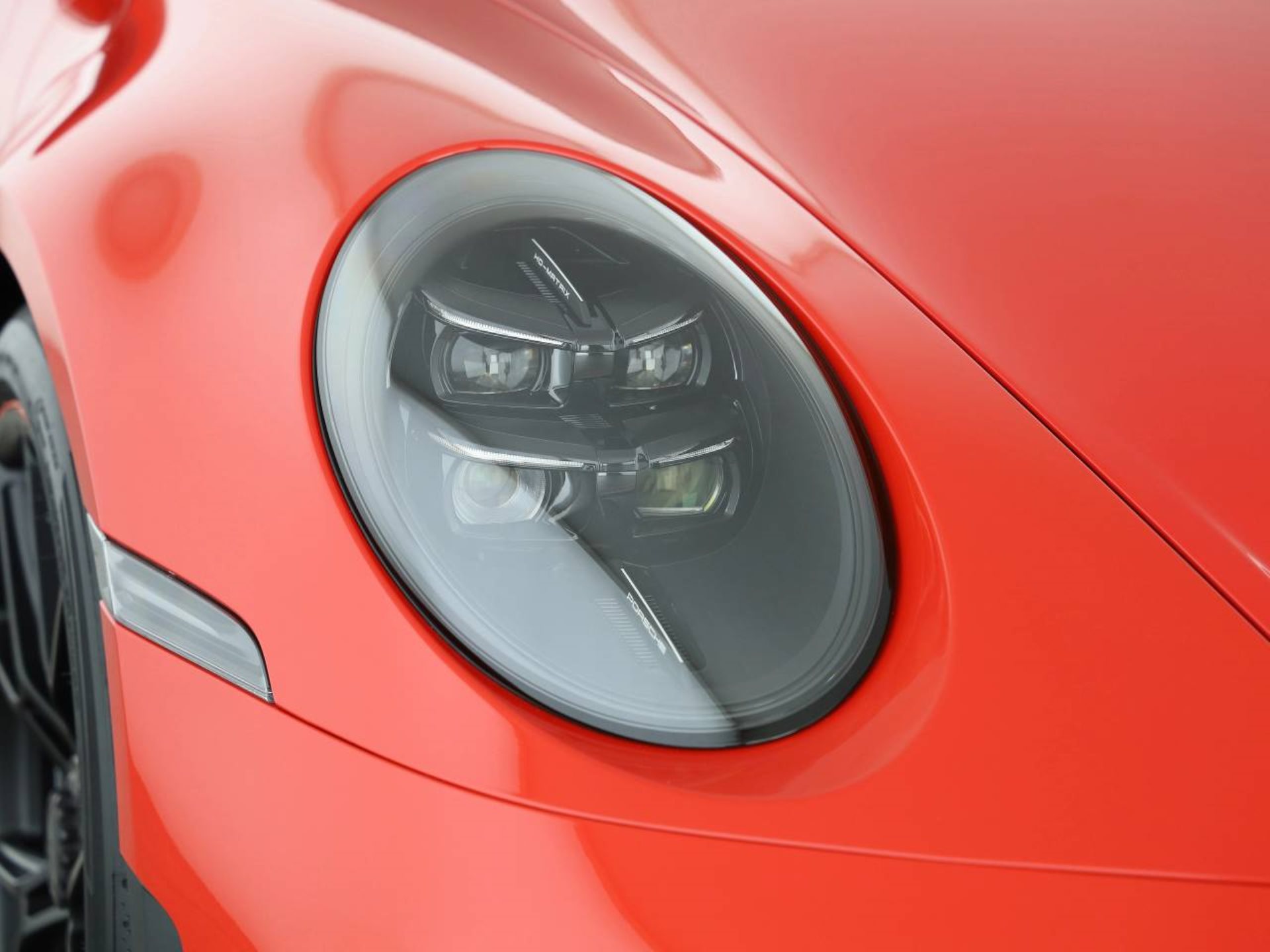 PORSCHE 911 GT3-image-19