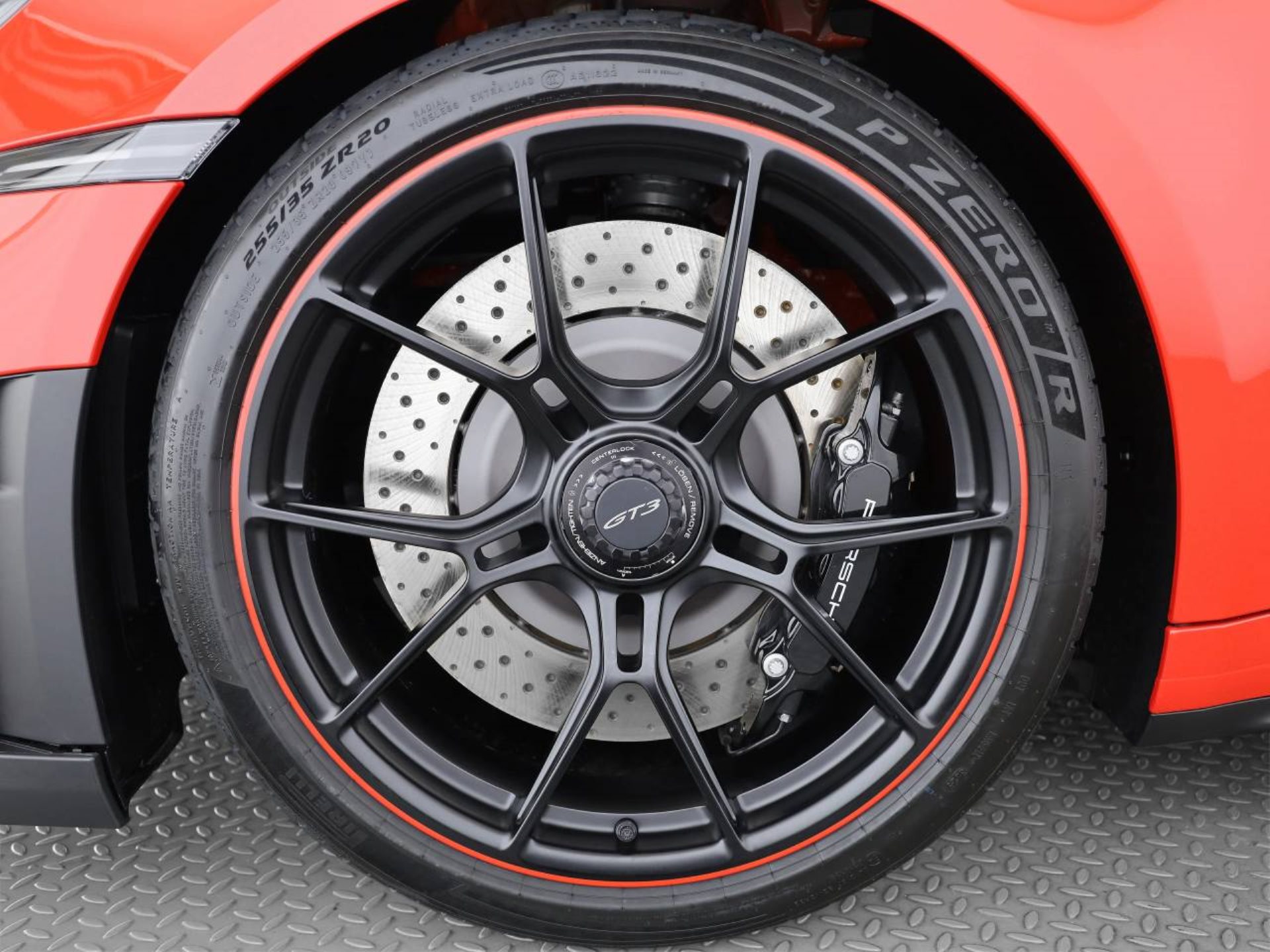 PORSCHE 911 GT3-image-7