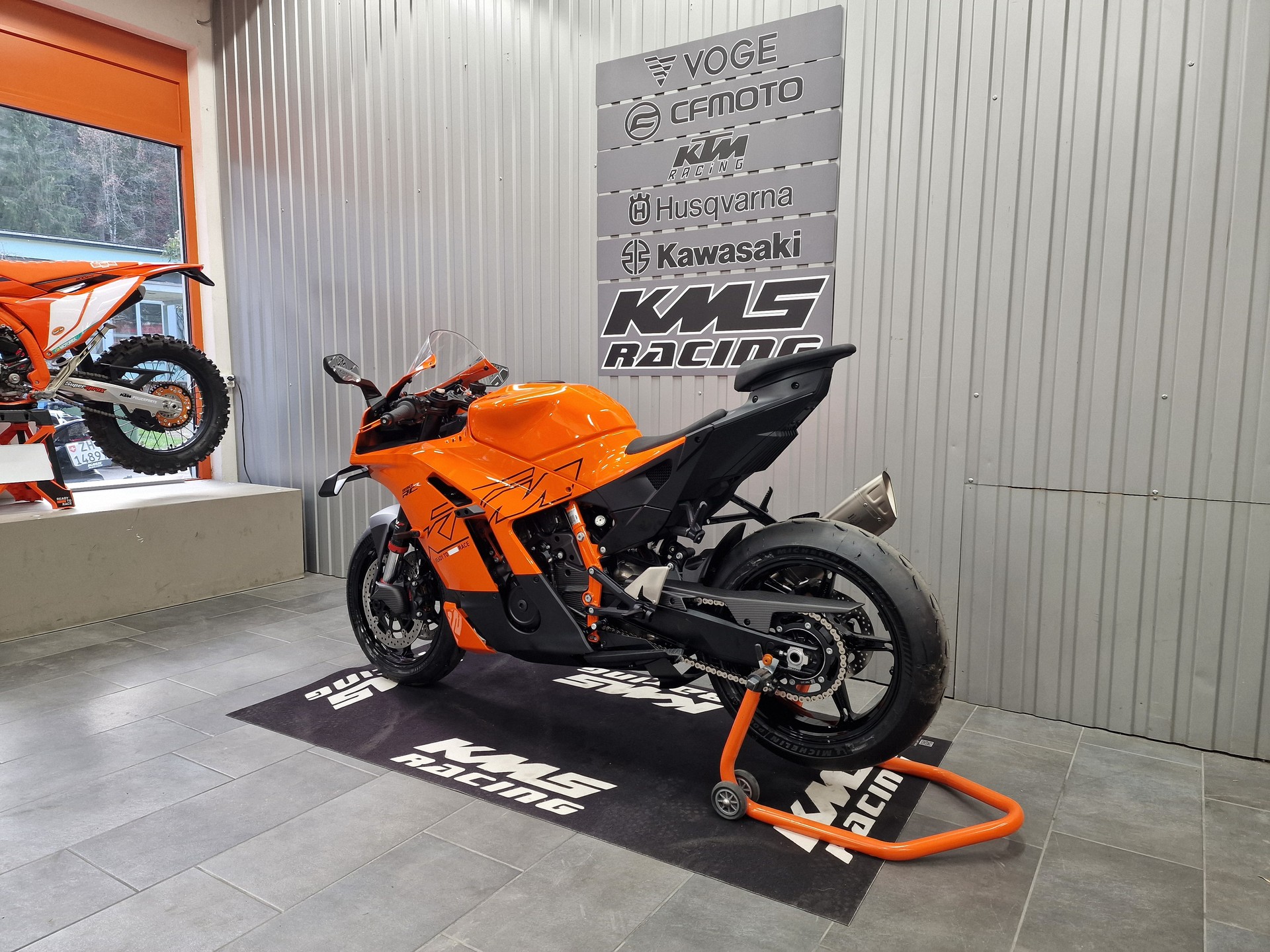 KTM RC 990 R-showroom-element-3