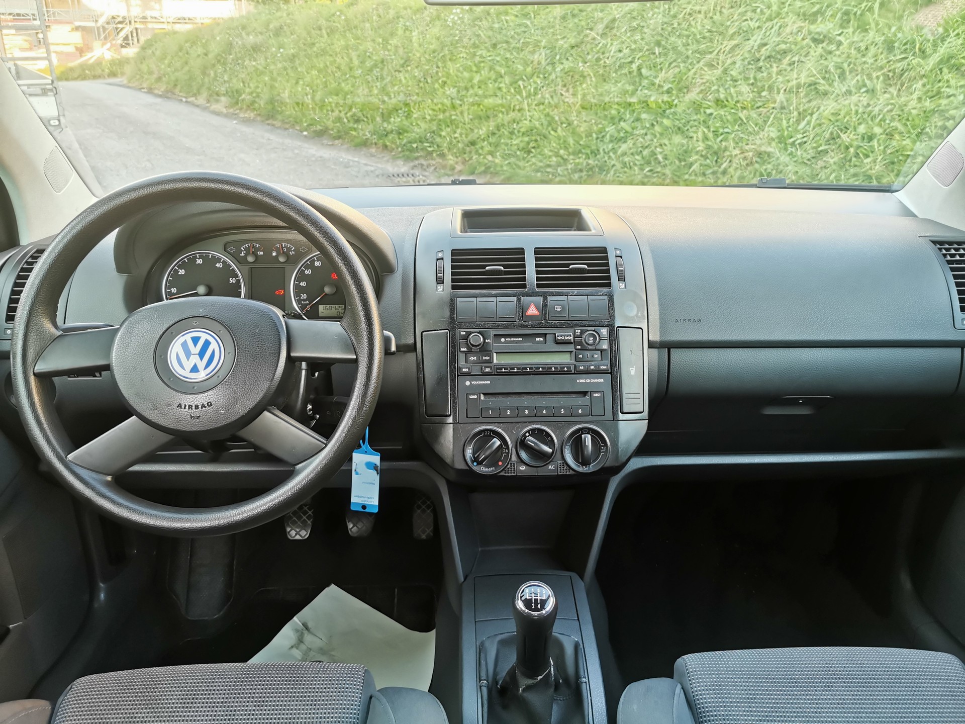 VW Polo 1.4 16V Comfortline-image-9