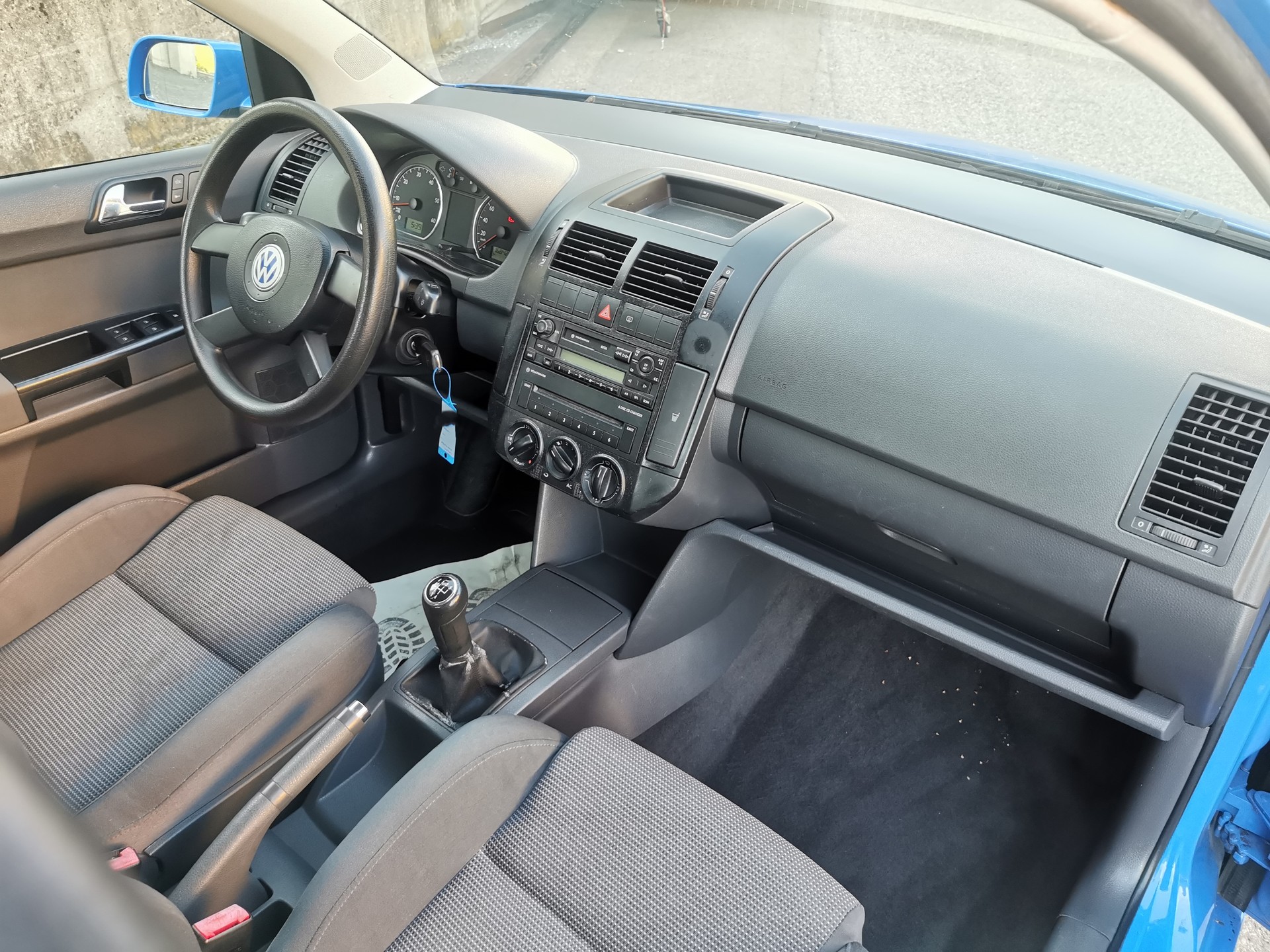 VW Polo 1.4 16V Comfortline-image-10