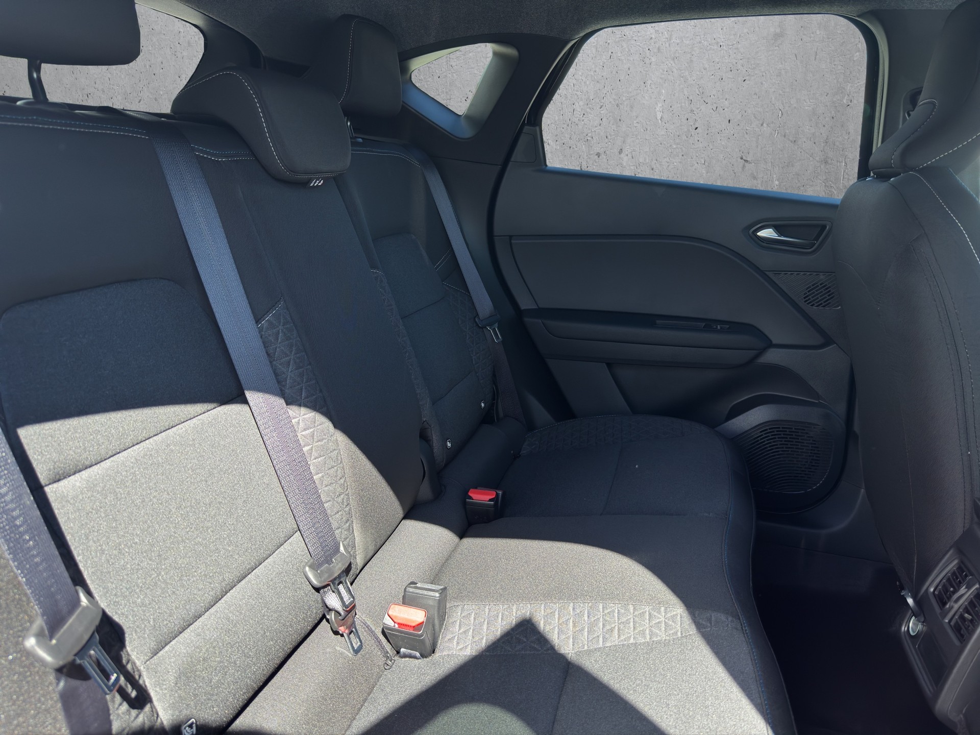 MITSUBISHI ASX 1.6 HEV Invite-image-12