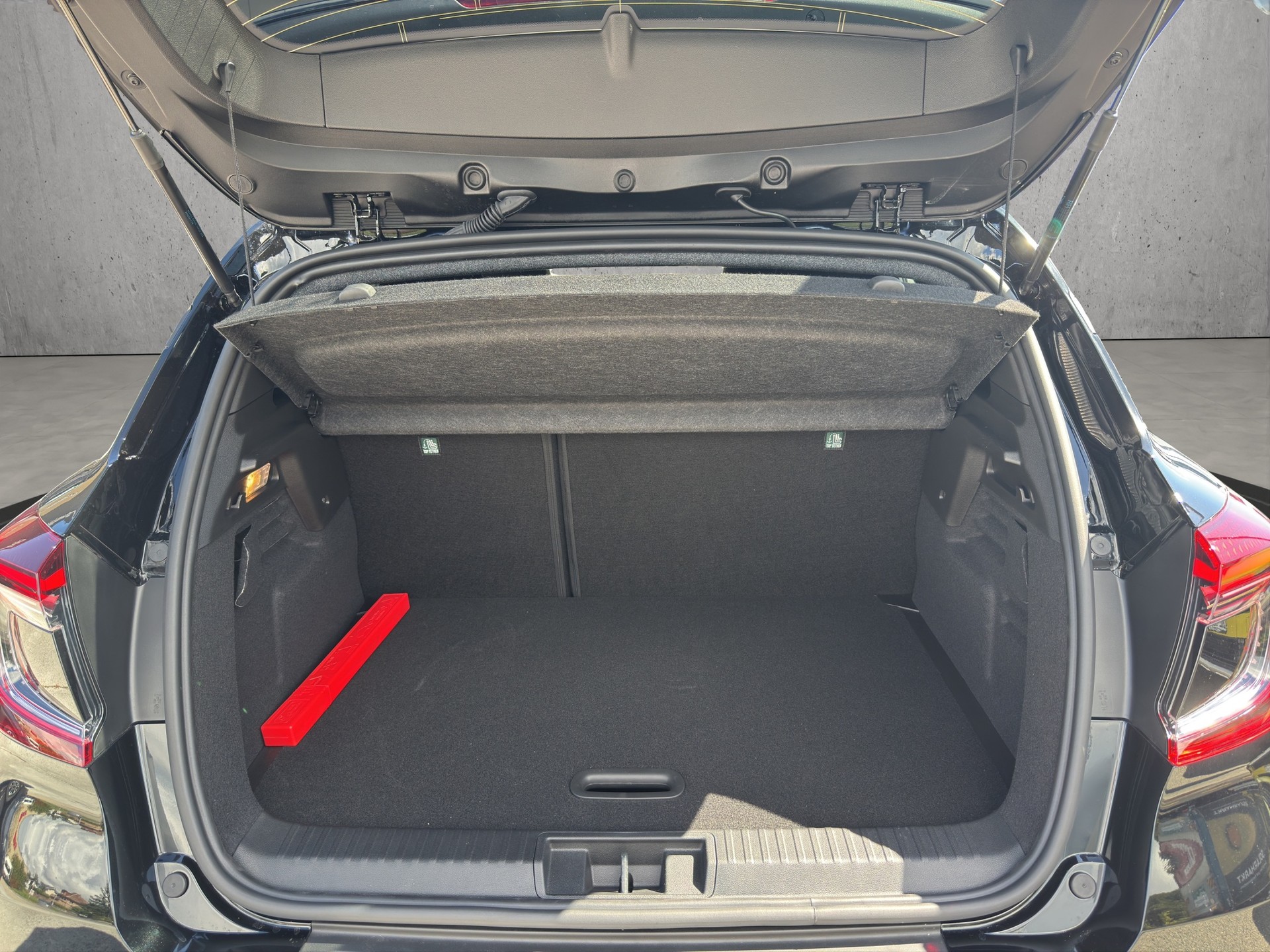 MITSUBISHI ASX 1.6 HEV Invite-image-13
