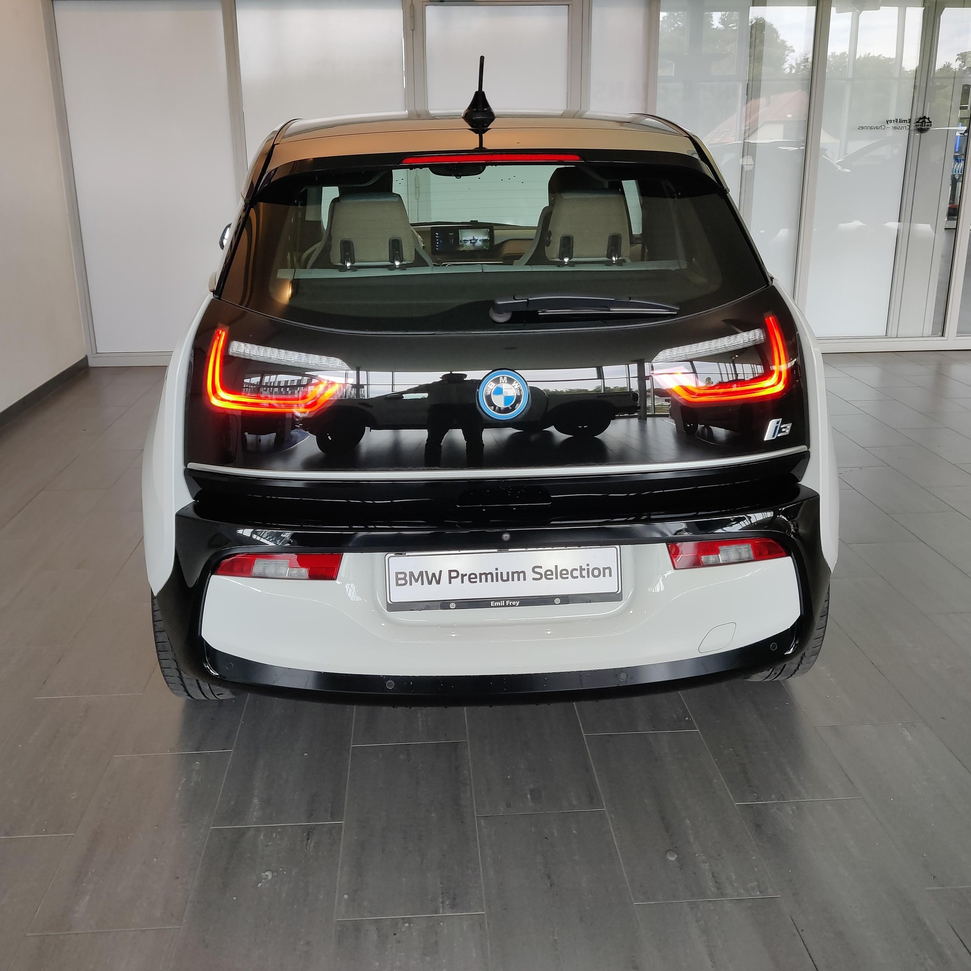 BMW i3 120 Ah-image-5