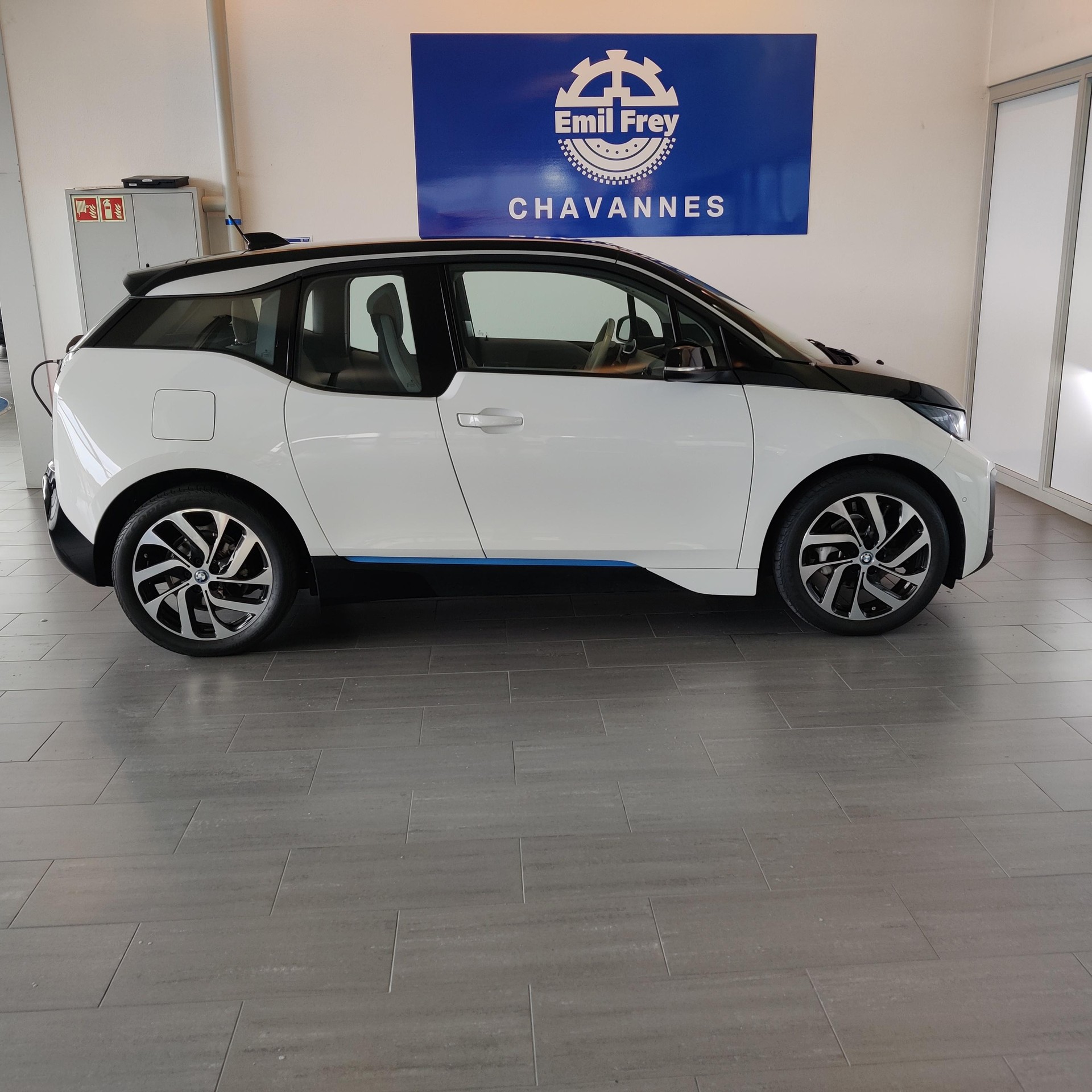 BMW i3 120 Ah-image-7