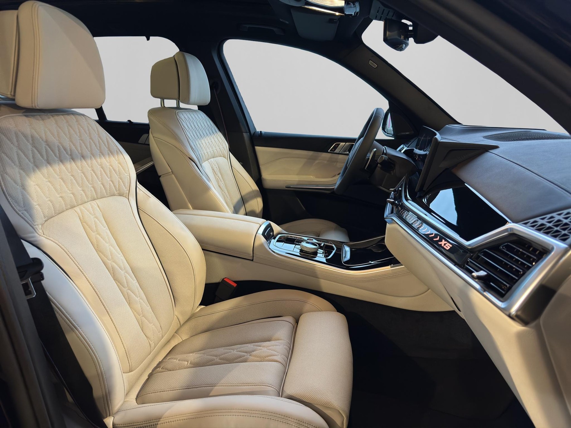 BMW X5 40d xDrive M Sport Pro 'Individual'-image-19