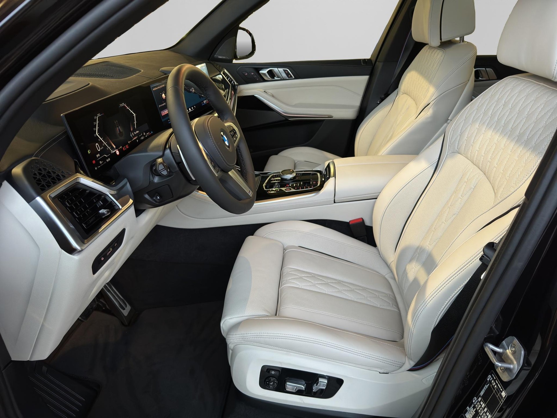 BMW X5 40d xDrive M Sport Pro 'Individual'-image-11