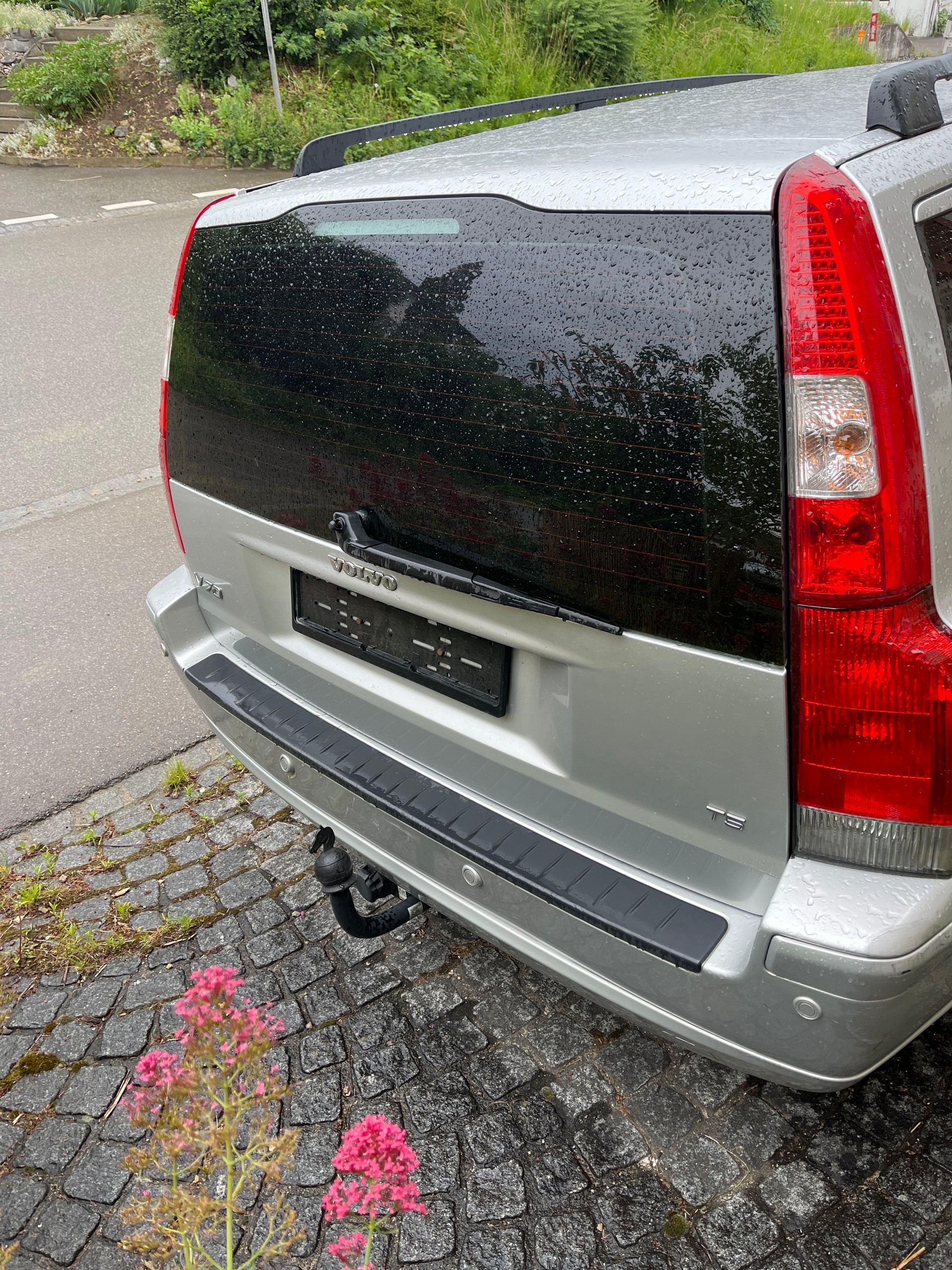 VOLVO V70 T5 Stockholm Sport-image-2