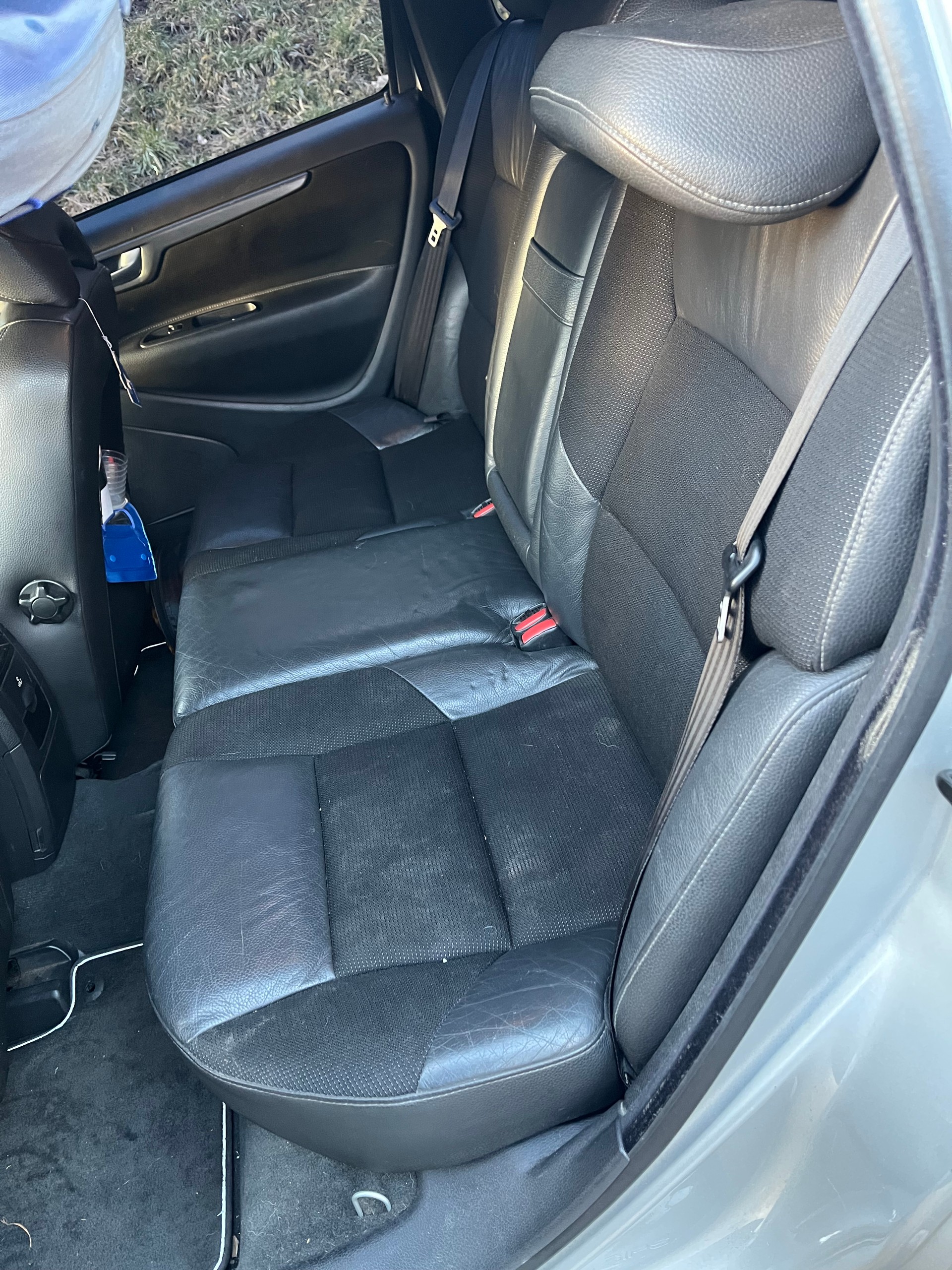 VOLVO V70 T5 Stockholm Sport-image-3