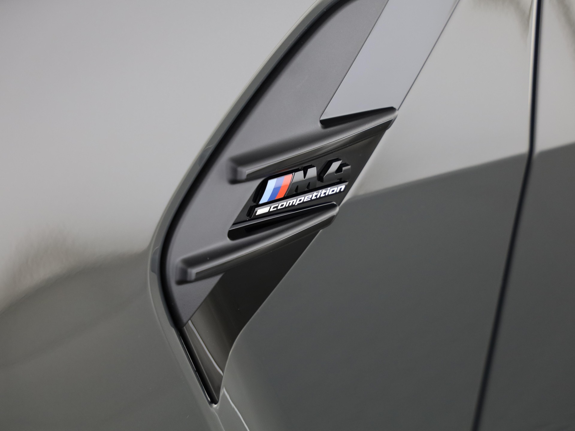 BMW M4 Competition xDrive Coupé-image-17