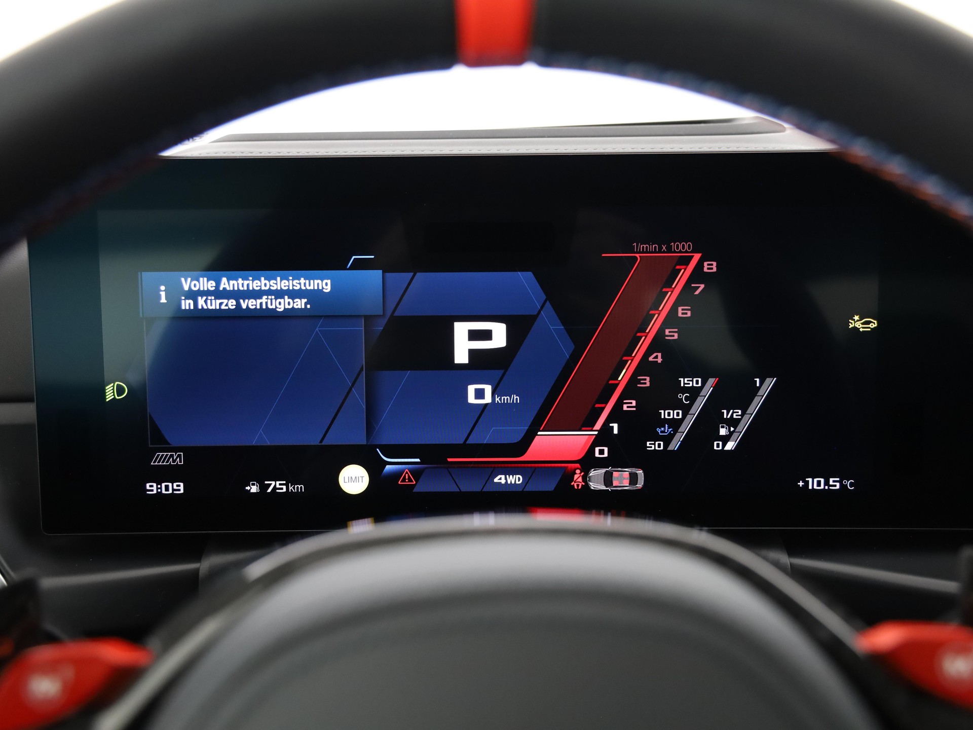 BMW M4 Competition xDrive Coupé-image-16