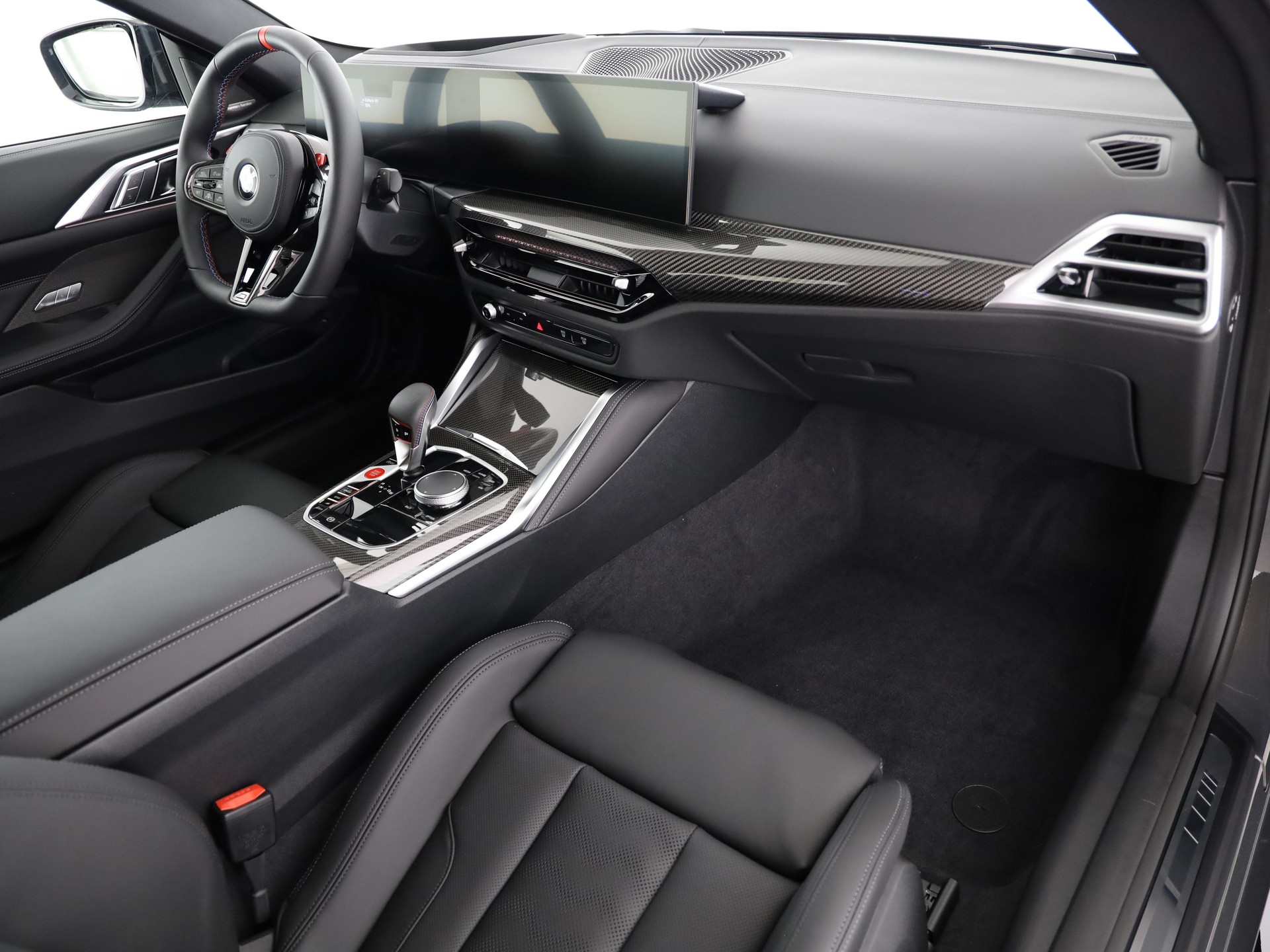 BMW M4 Competition xDrive Coupé-image-10