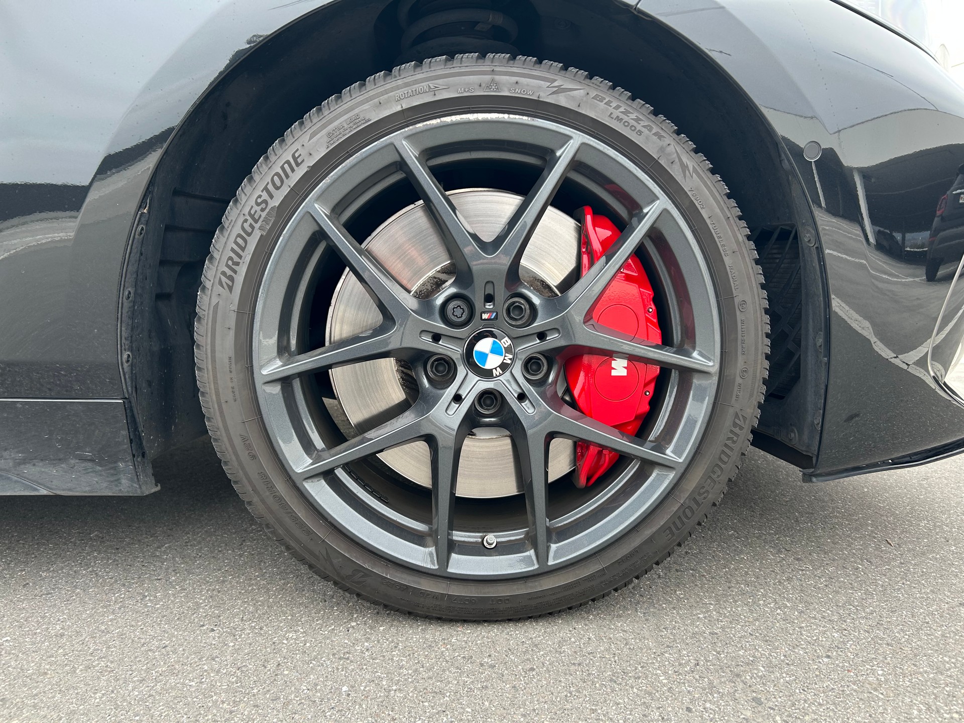 BMW M135i xDrive Steptronic-image-18